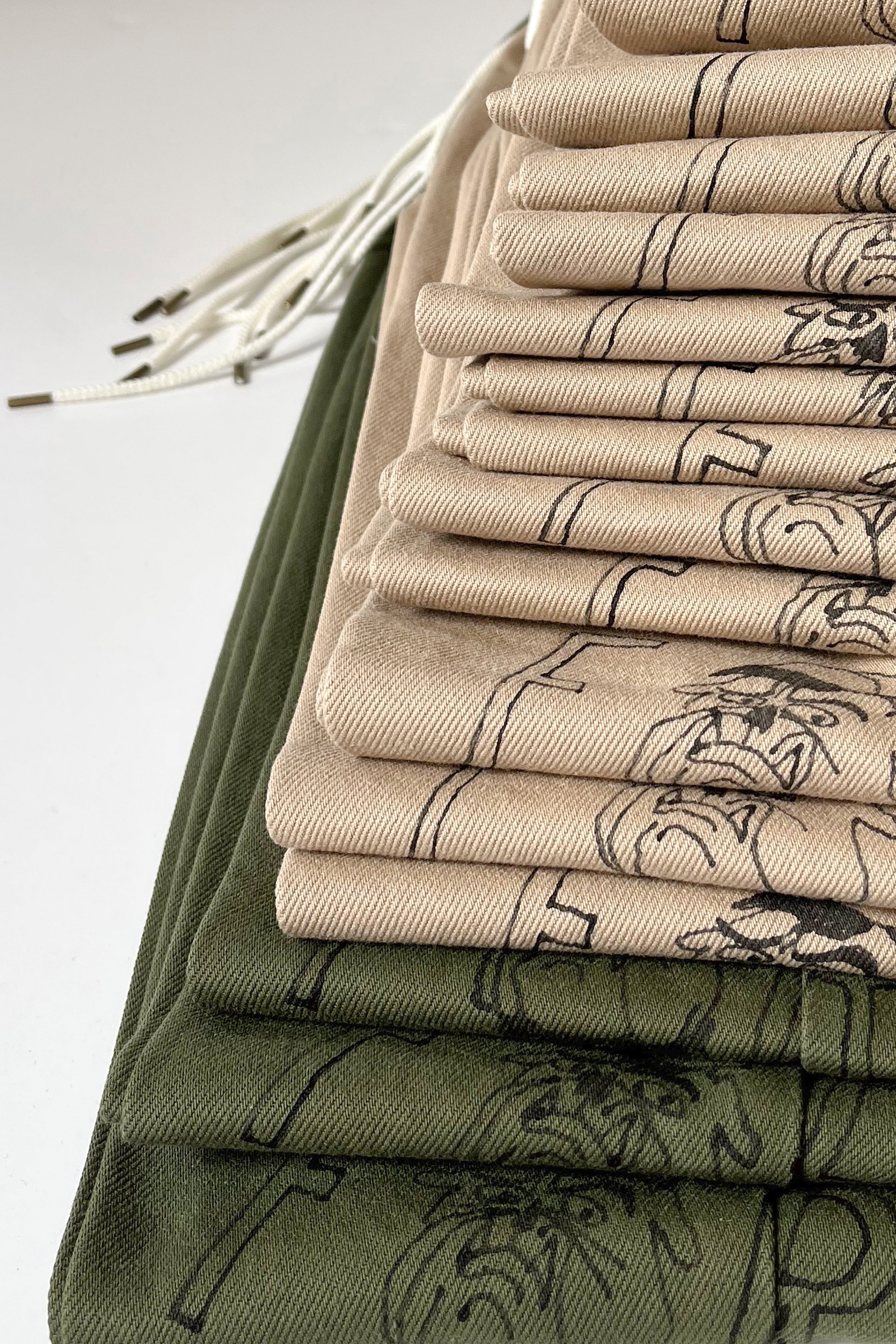 "Doodle" Ruff&Tuff イージーパンツ - Hand Paint -