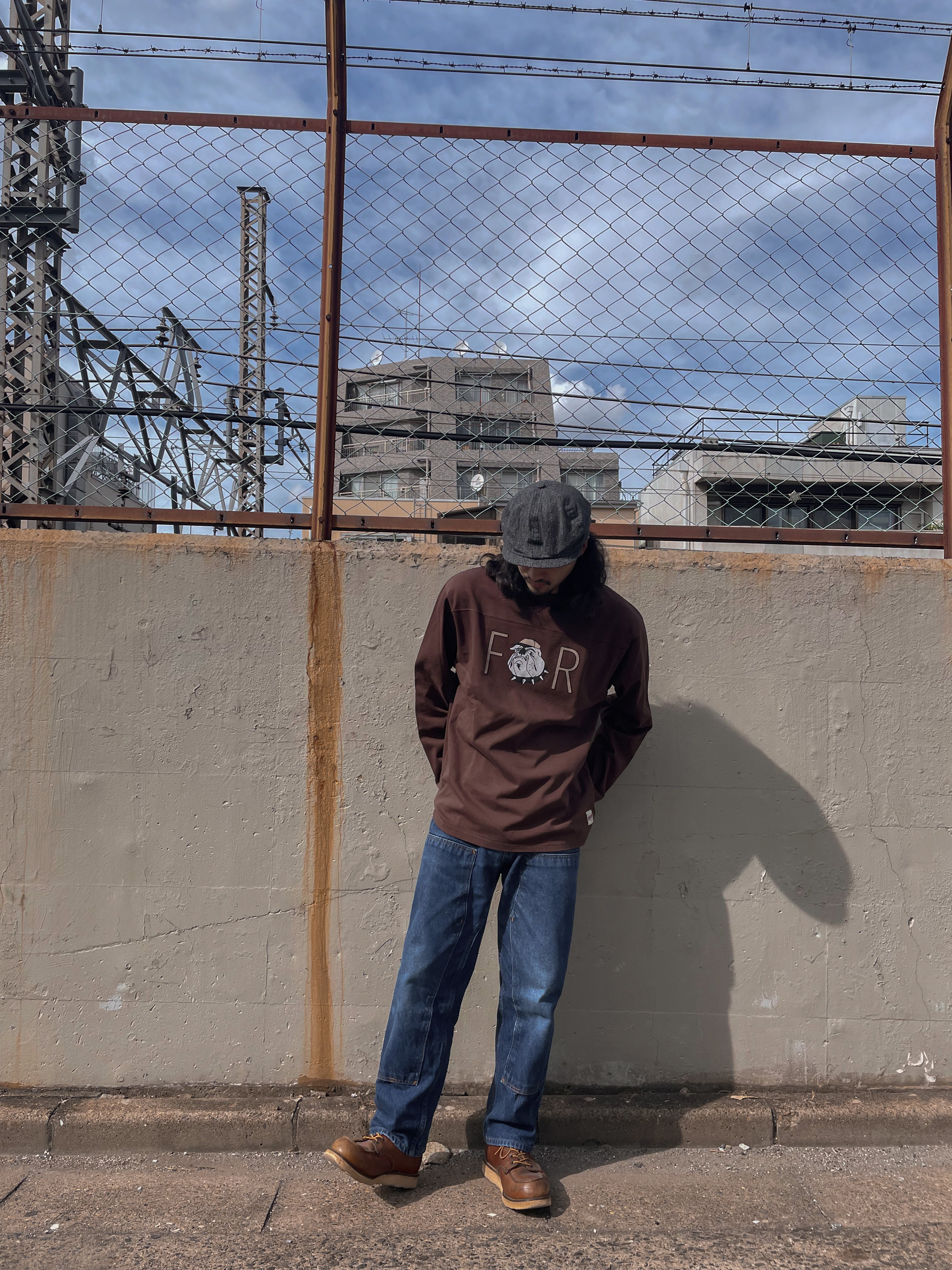 "Bulldog" フットボール長袖Tee