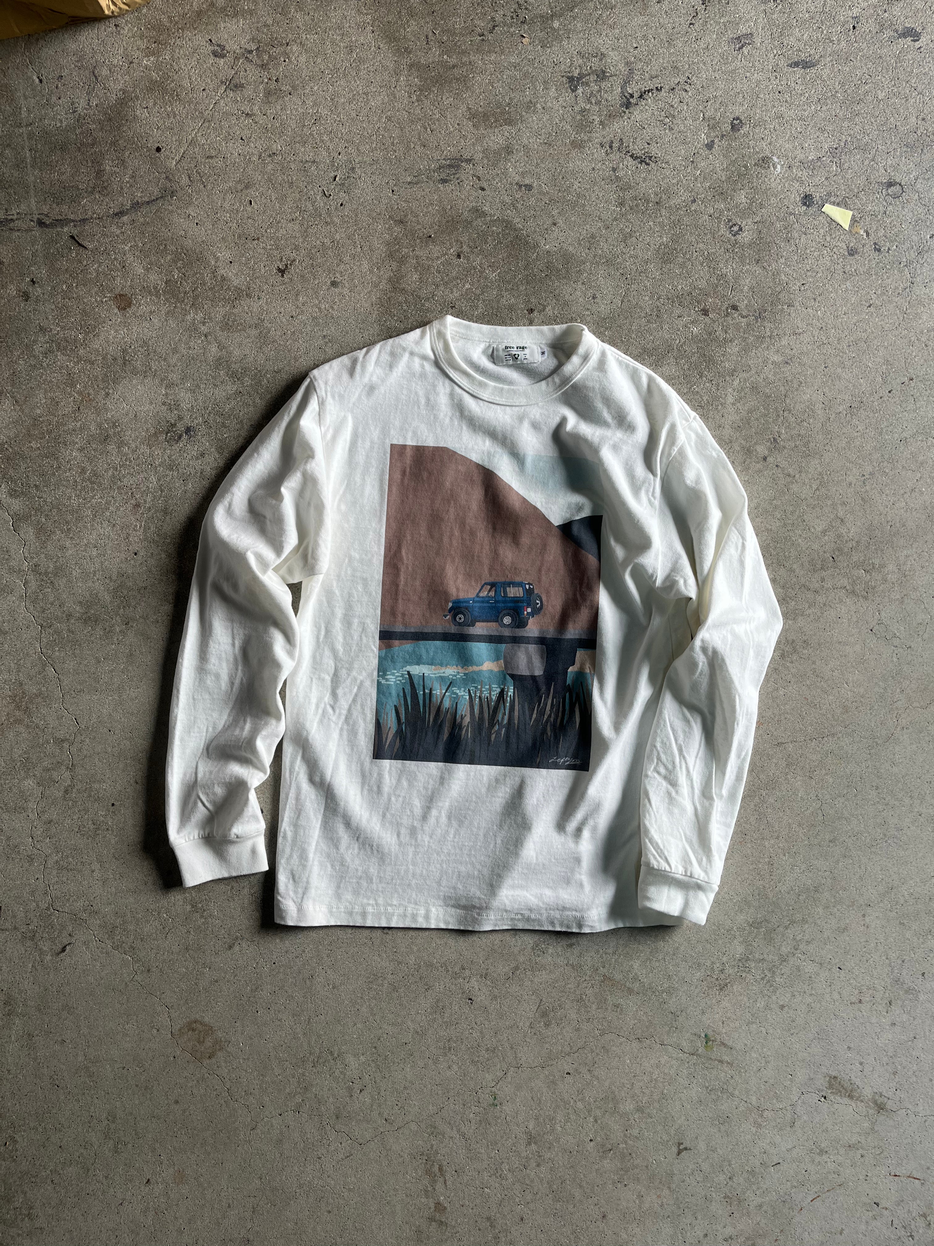 【予約商品】"Welcome Back!" リサイクルコットンTee (長袖)