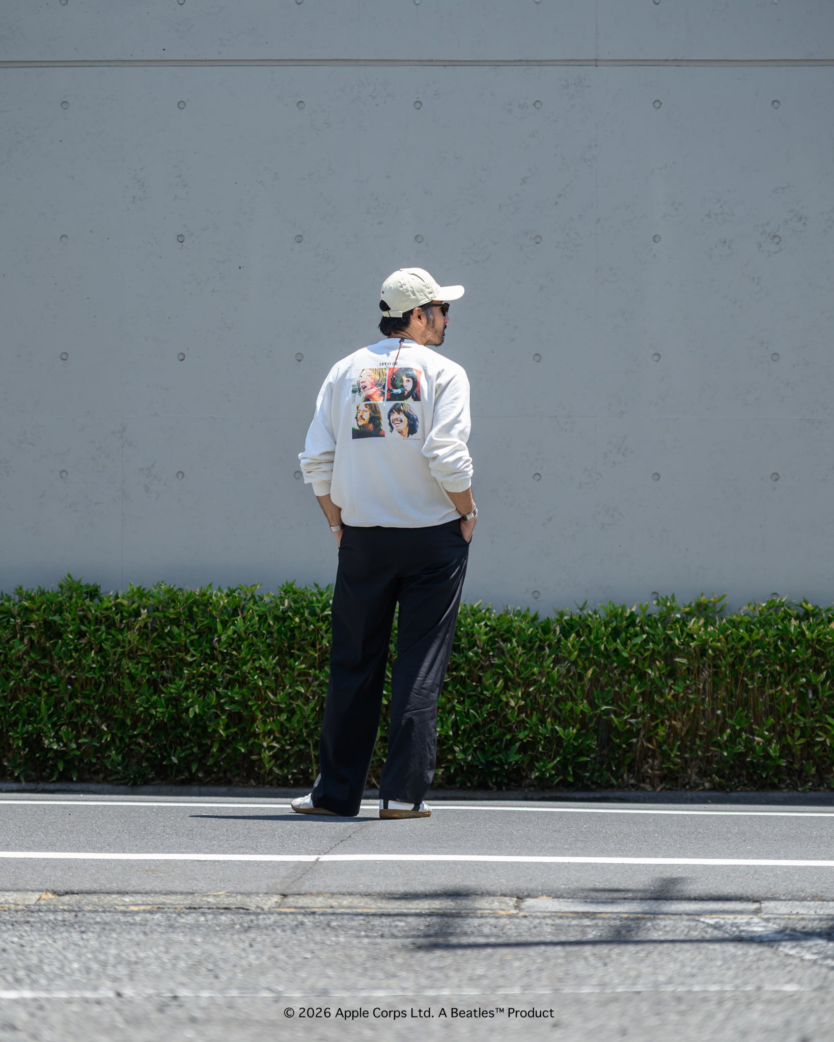 予約商品【THE BEATLES×free rage】Last Release Raglan Crew Sweat