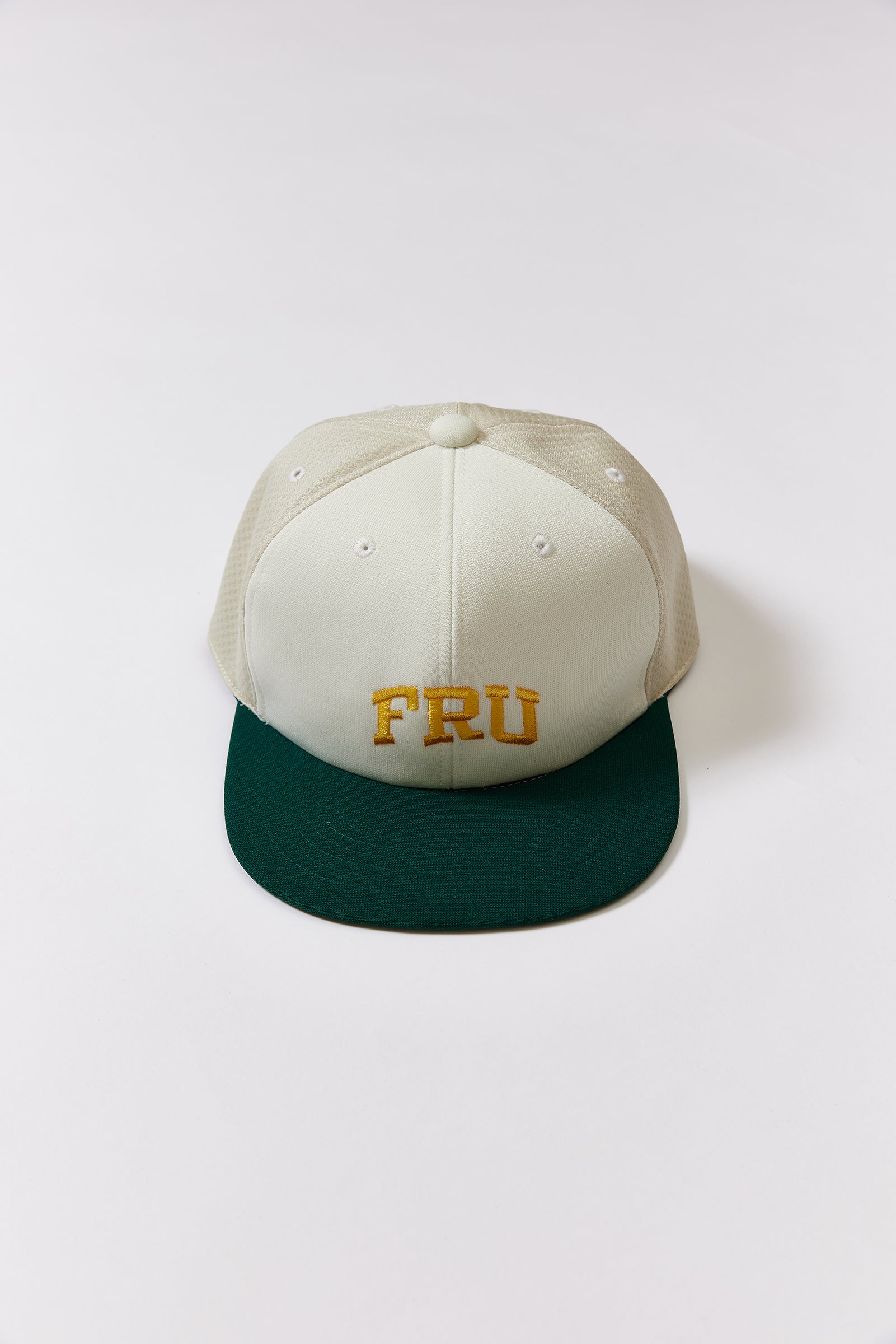 "FRU" キャップ (吸水速乾仕様)