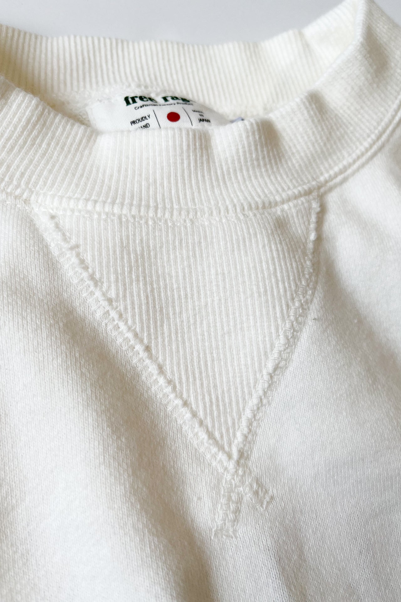 "CRAFTSMAN VIBES ONLY" クラシッククルースウェット