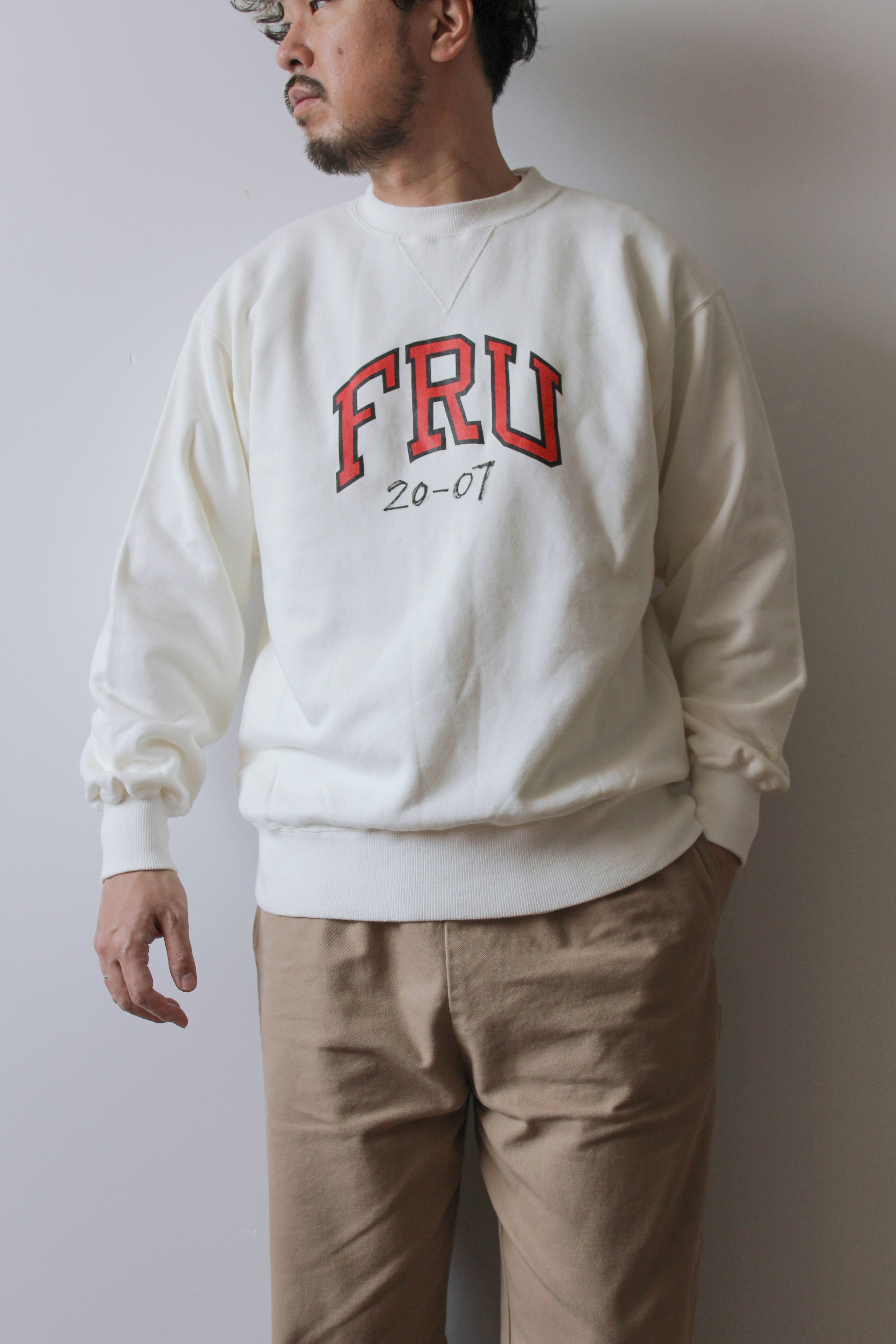 "FRU" クラシッククルースウェット