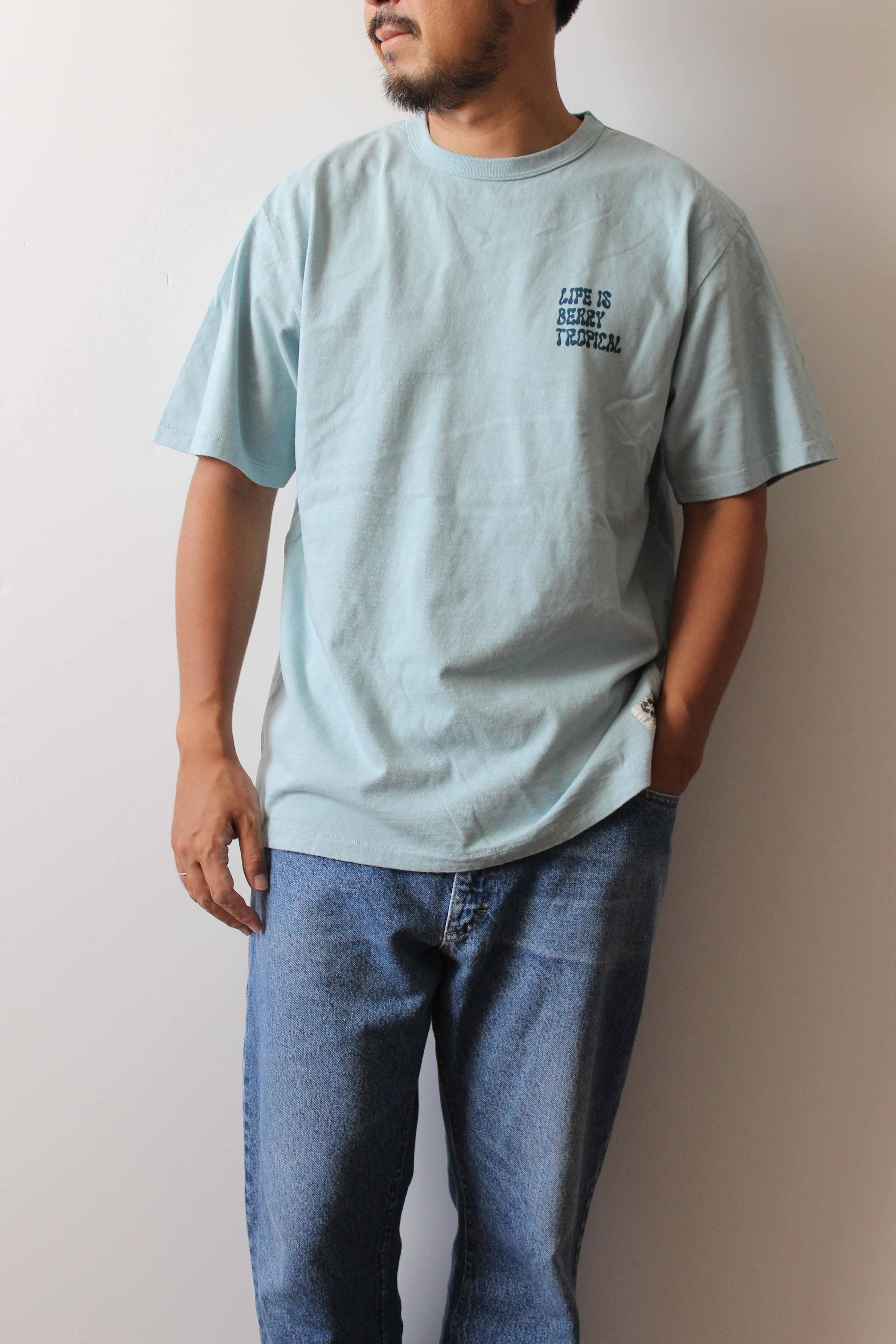 【サンプル】"TROPICAL BERRY " リサイクルコットンTee