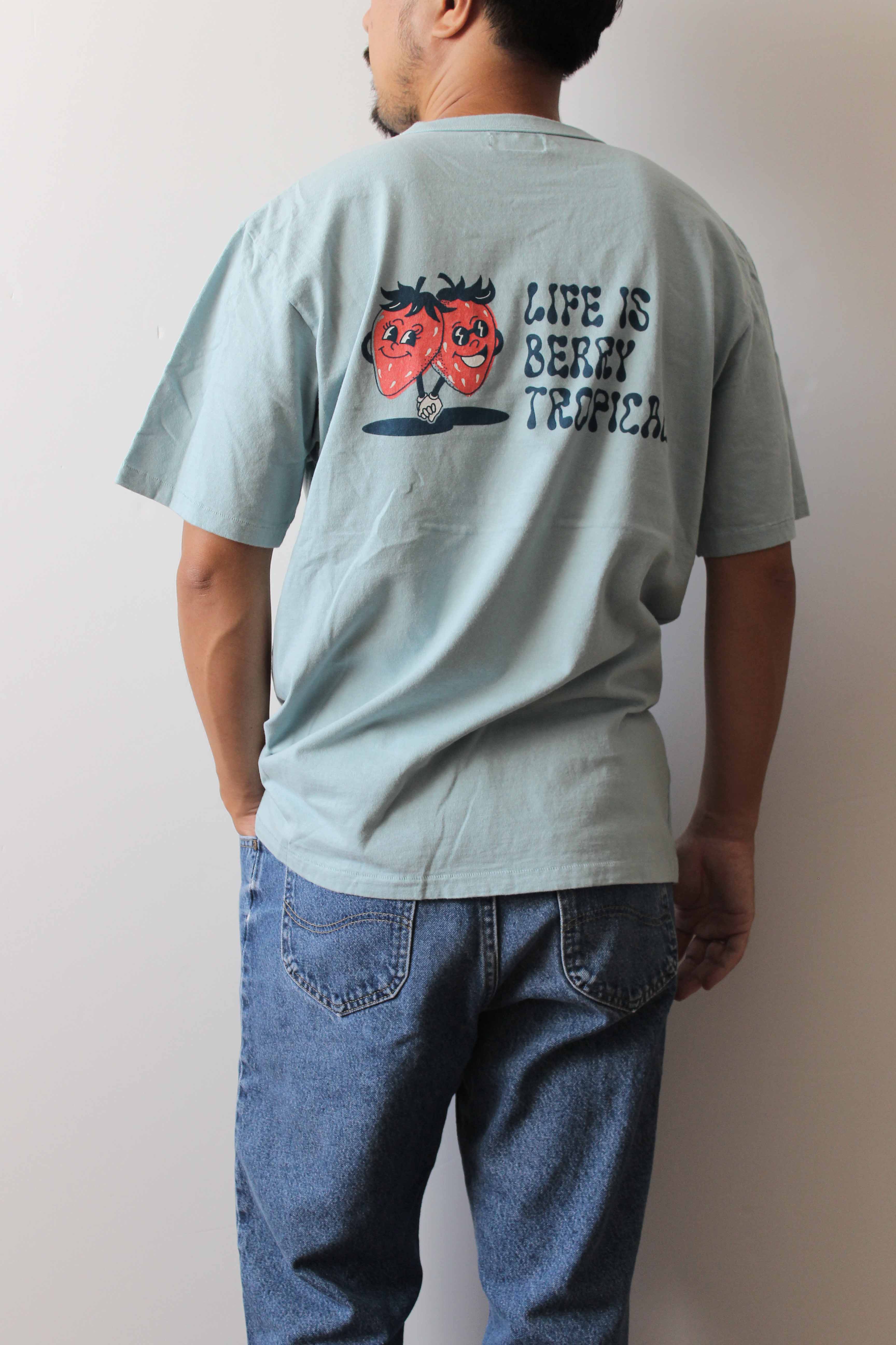 【サンプル】"TROPICAL BERRY " リサイクルコットンTee