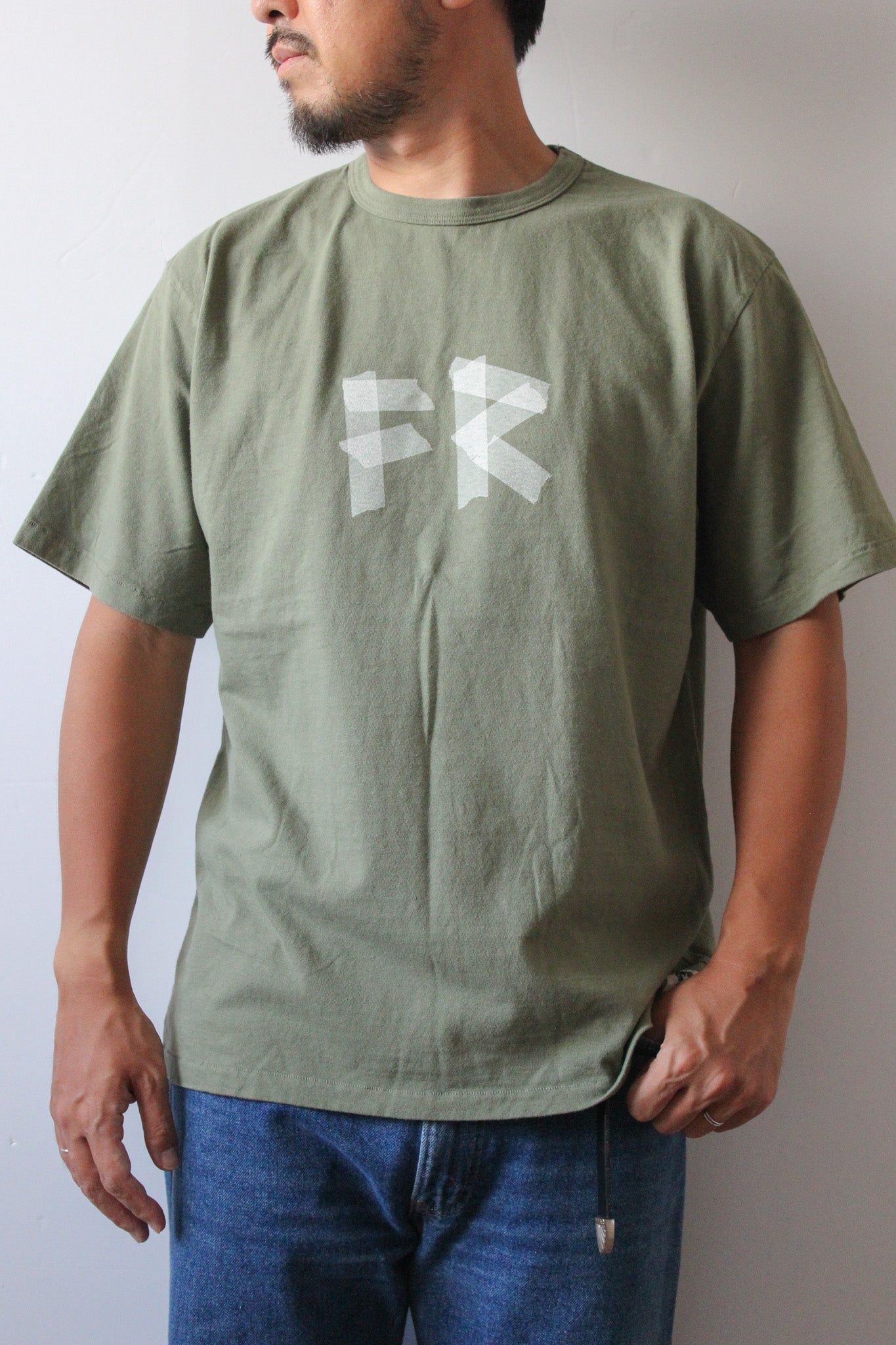 "TAPE PEACE LOGO" リサイクルコットンTee/ALL WE NEED IS PEACE