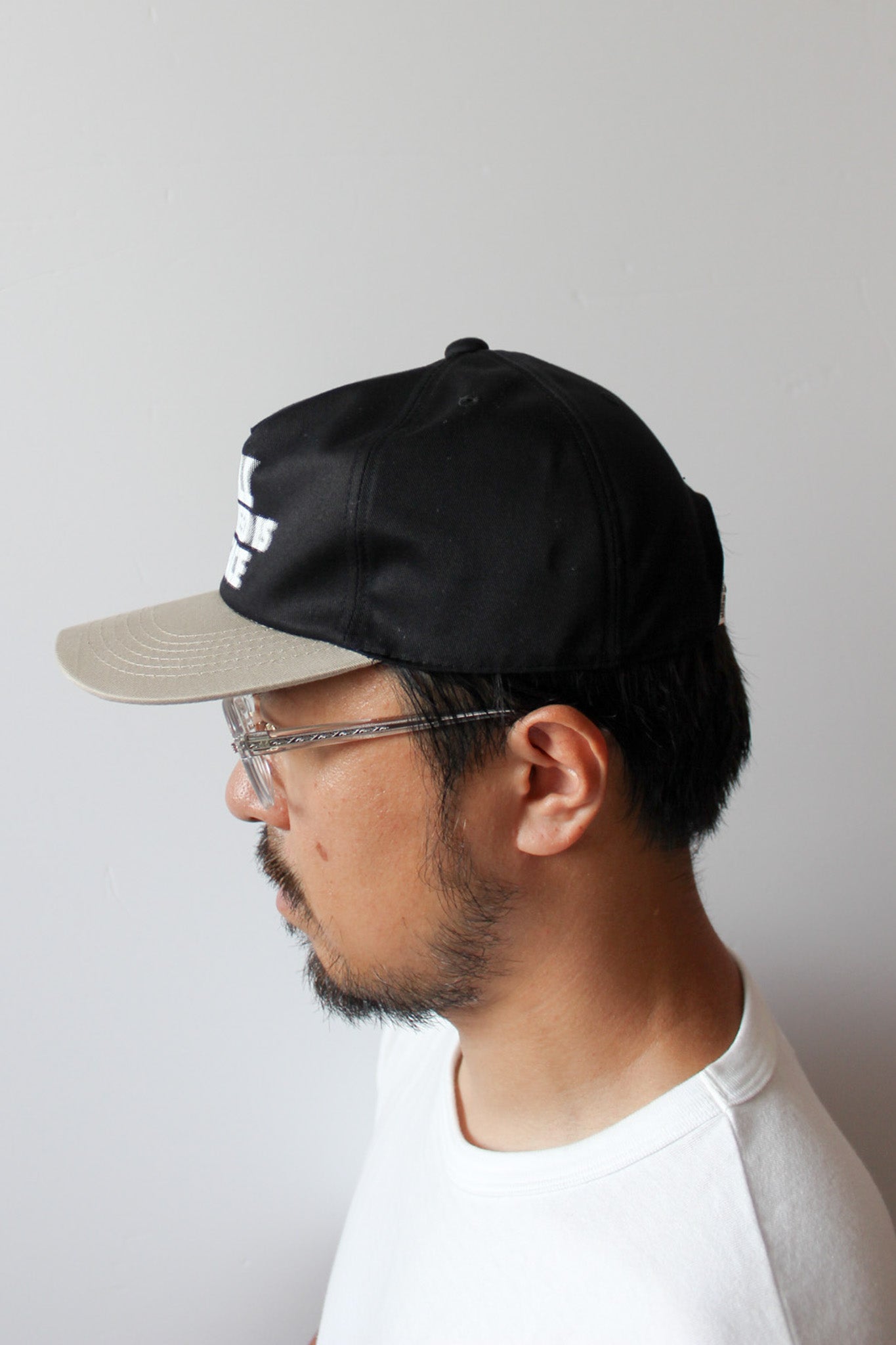 【先行予約商品】"LOGO" トラッカーキャップ/ALL WE NEED IS PEACE