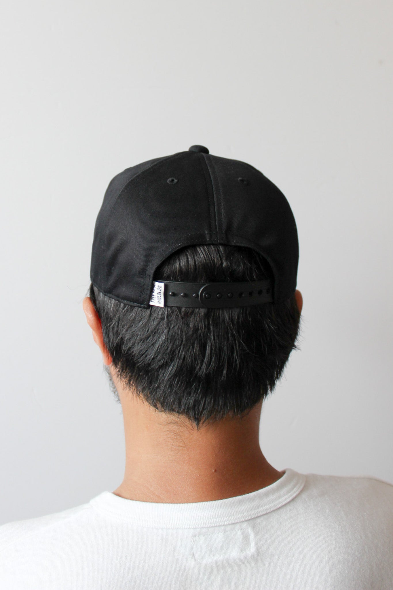 【先行予約商品】"LOGO" トラッカーキャップ/ALL WE NEED IS PEACE