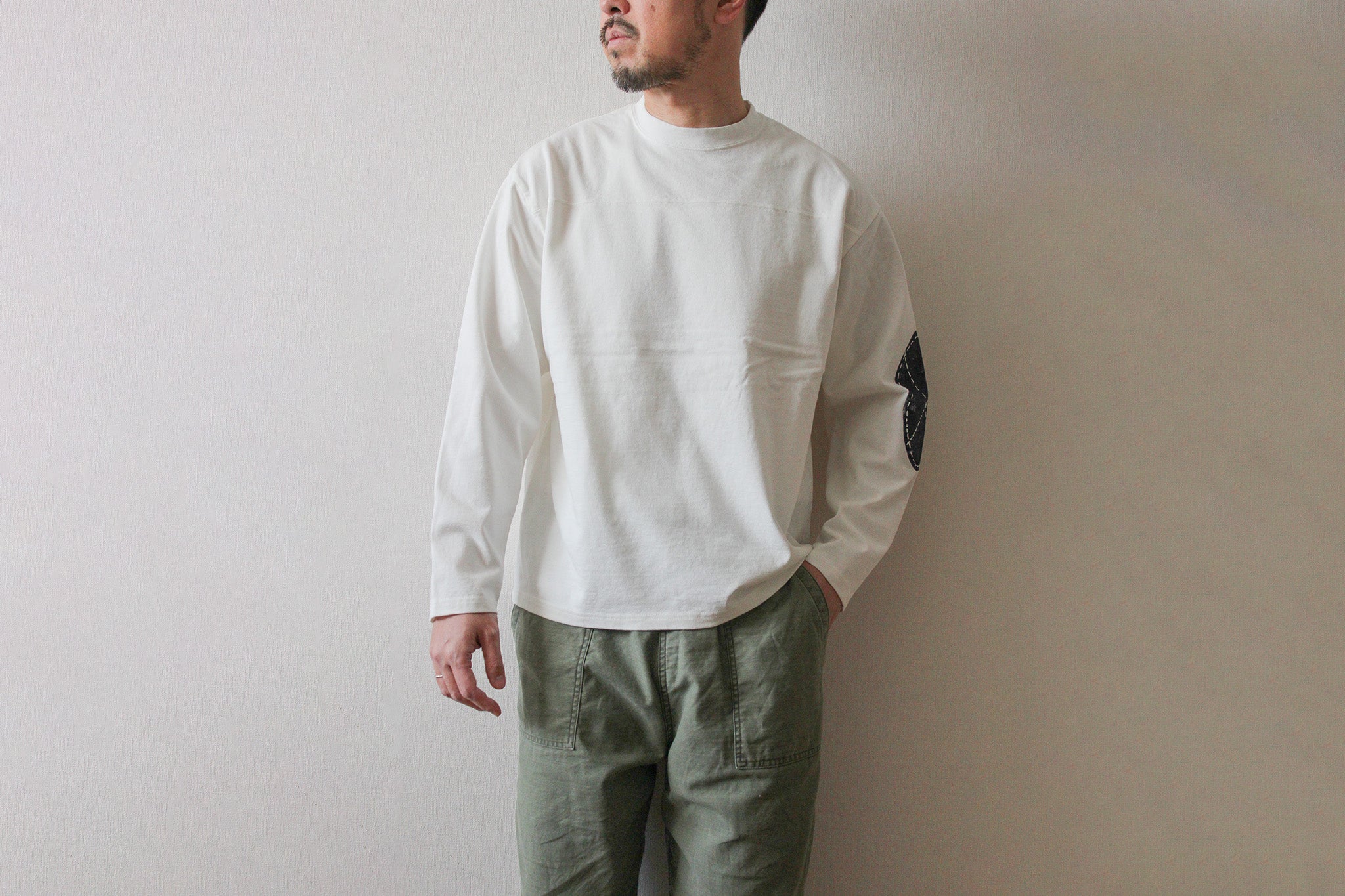 【受注予約】ハンドクラフト ラフ&タフ フットボール長袖Tシャツ/Patch Hand Paint