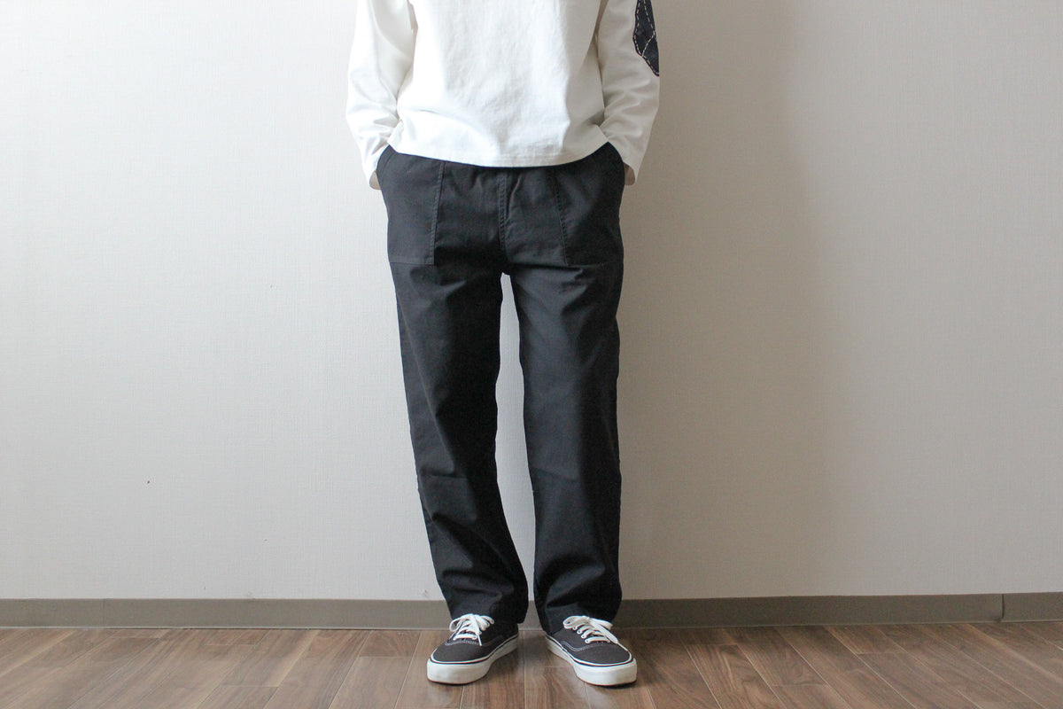 "BACK SATEEN" ユーティリティーイージーパンツ