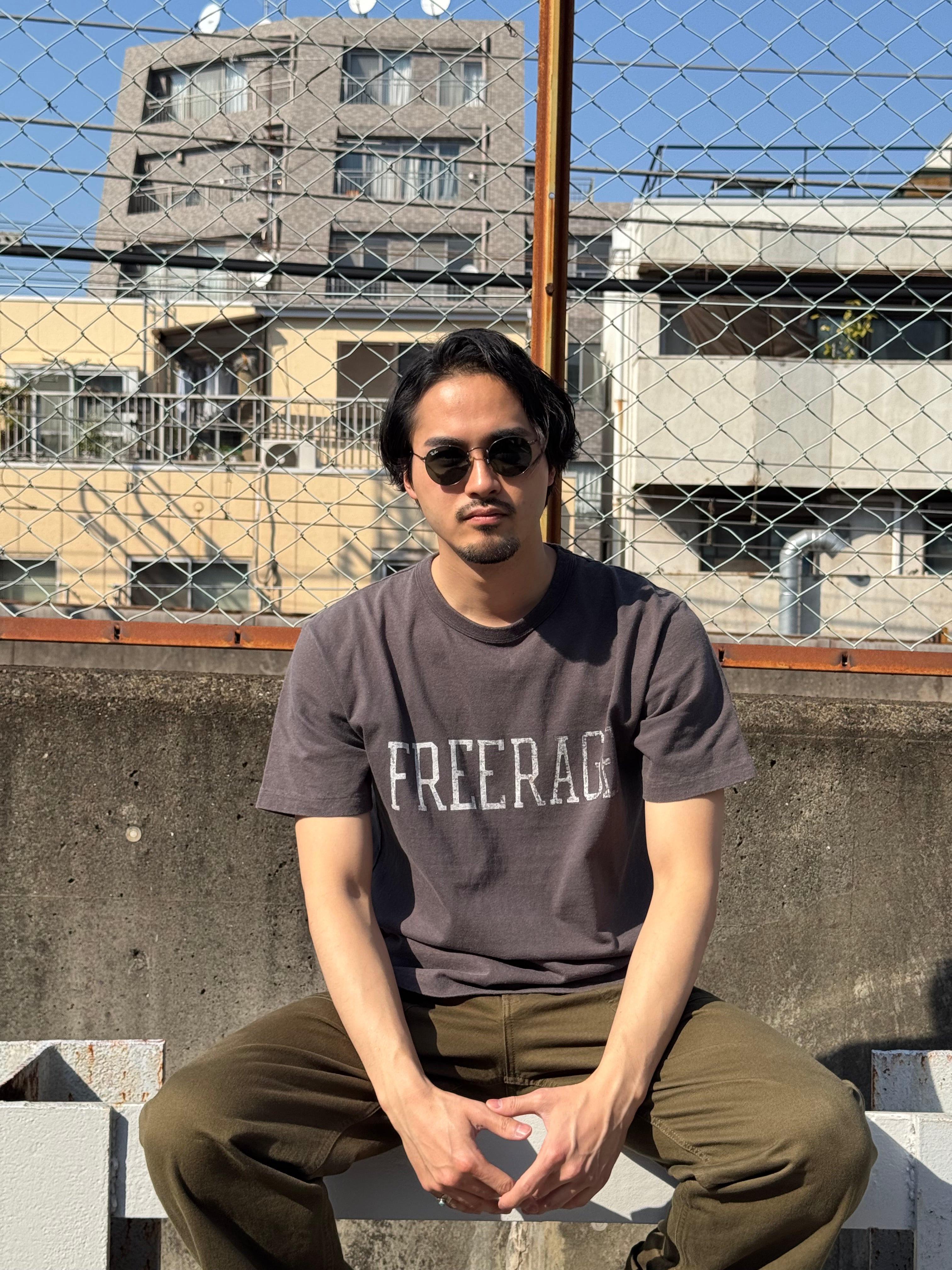 【サンプル】"FREE RAGE" ユーズドライクTee