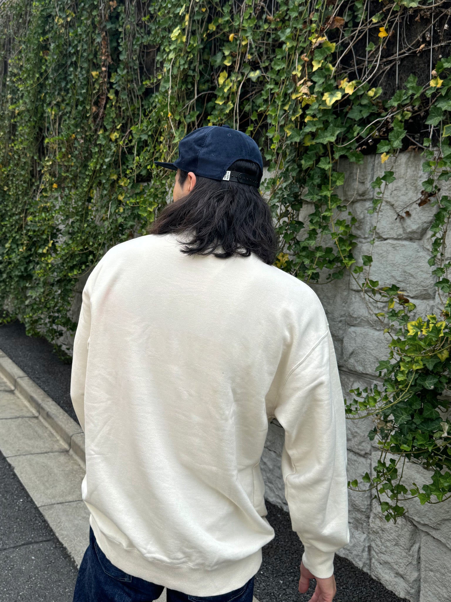 "NICE TO MEET...LA" コーデュロイキャップ