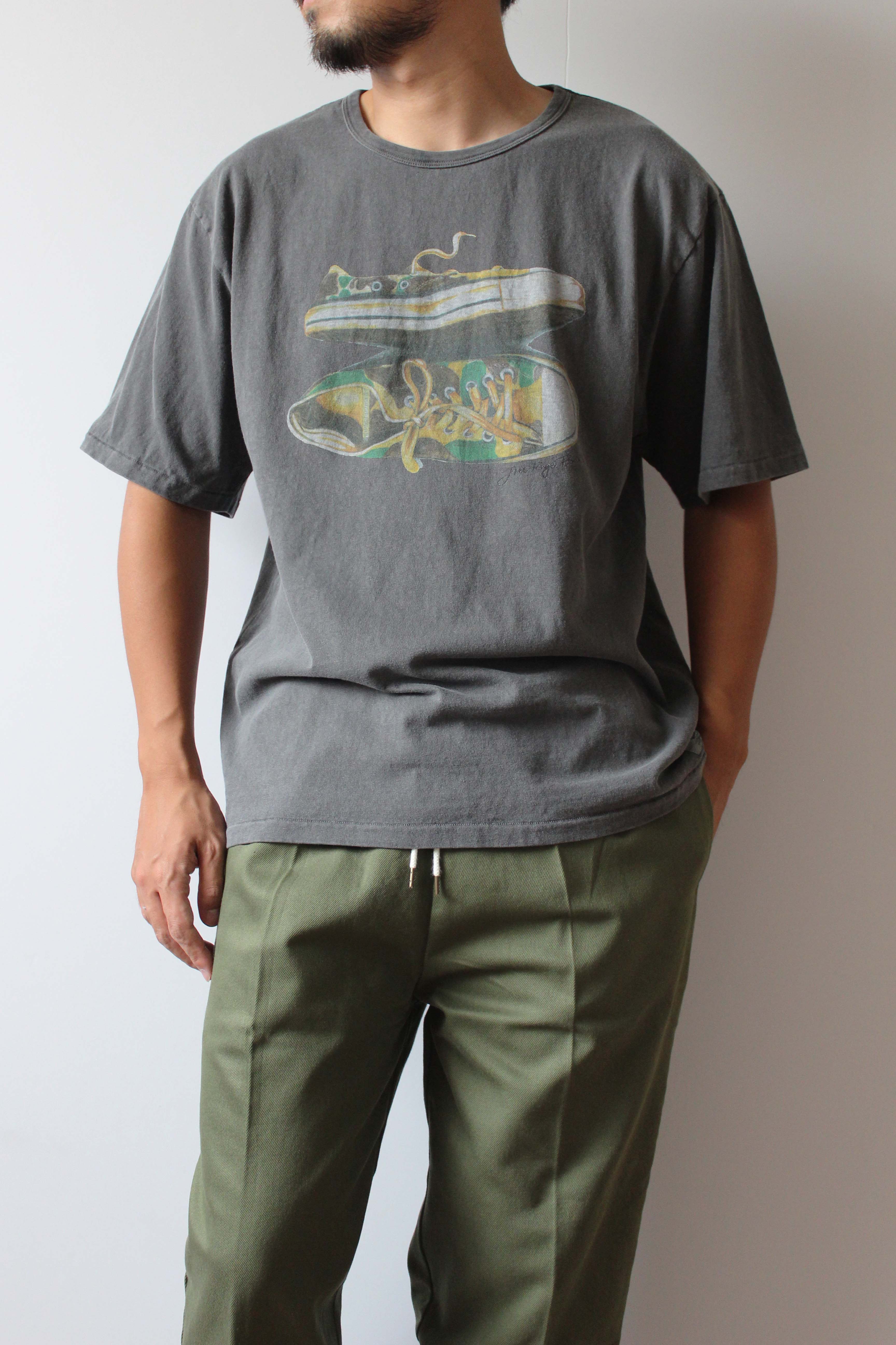 "CAMO SNEAKER" ヴィンテージTee
