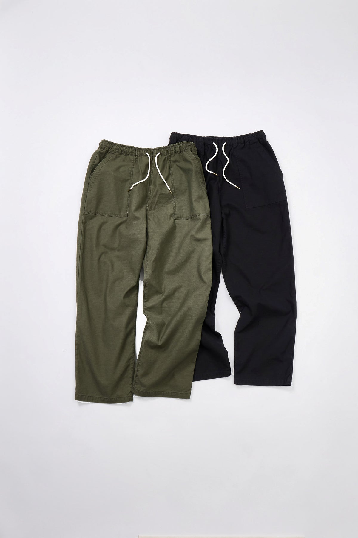 "BACK SATEEN" ユーティリティーイージーパンツ