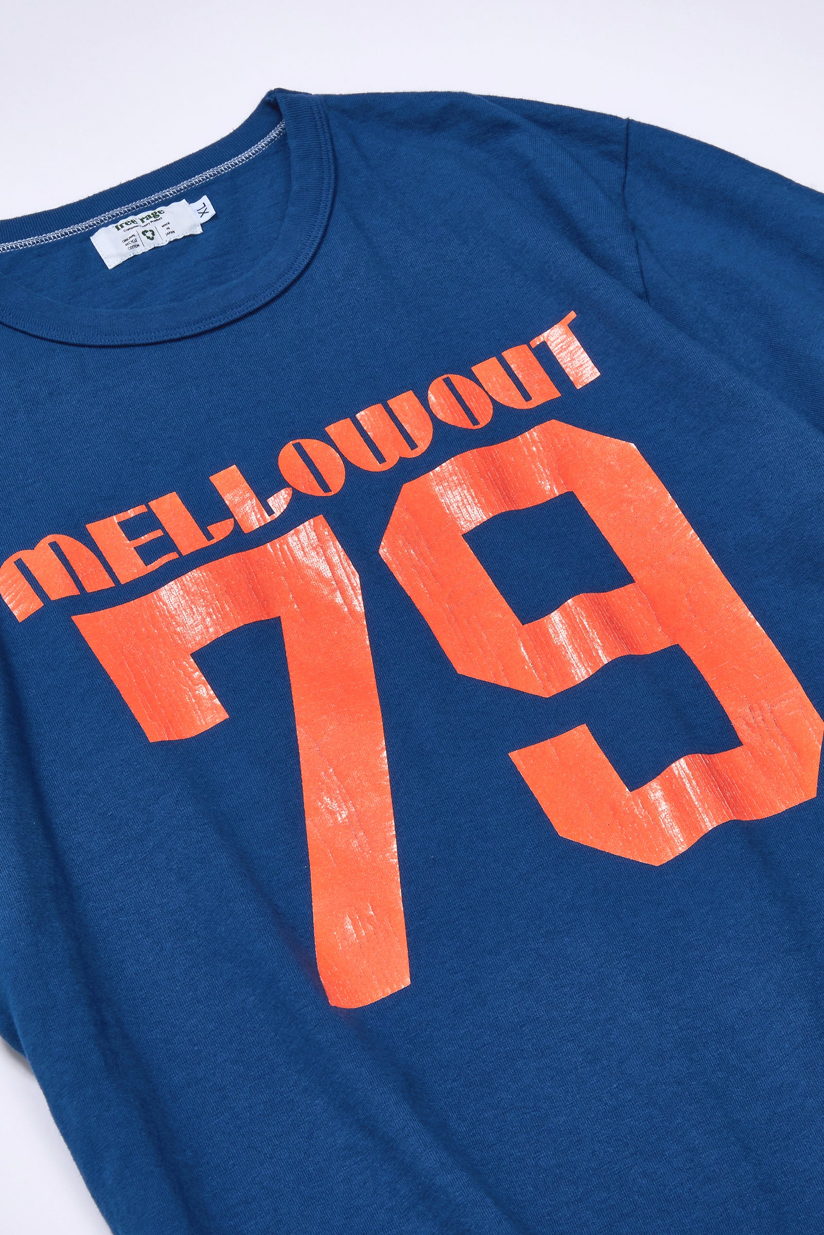"MELLOW OUT" リサイクルコットンTee