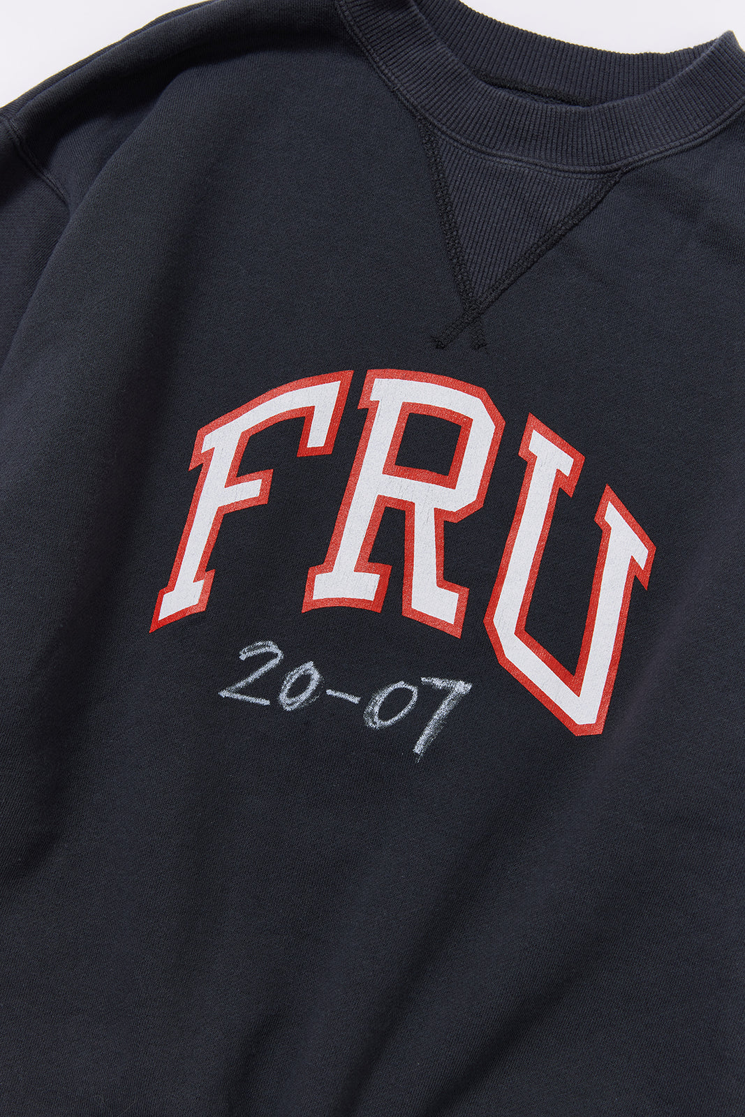"FRU" クラシッククルースウェット