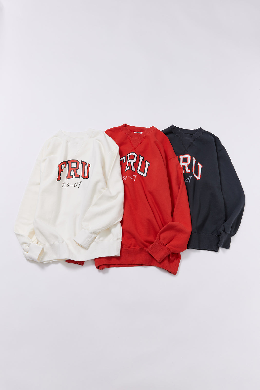 "FRU" クラシッククルースウェット