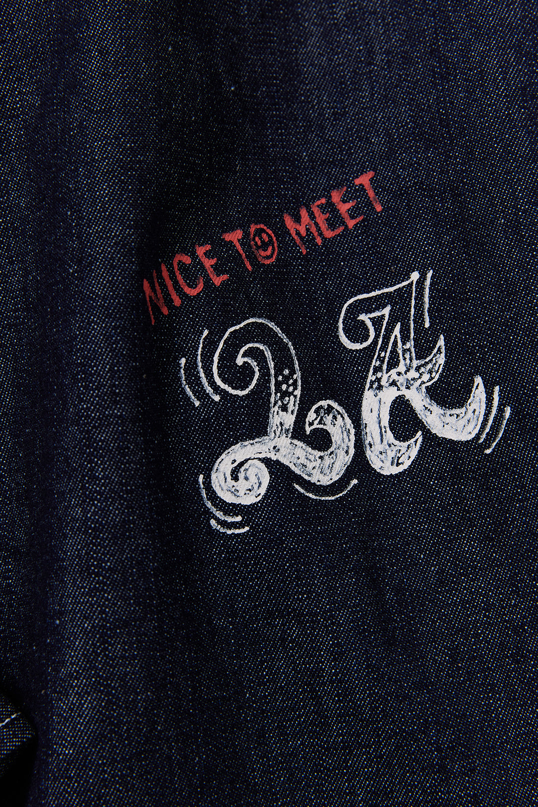 "NICE TO MEET...LA" ハンドペイントデニムシャツ