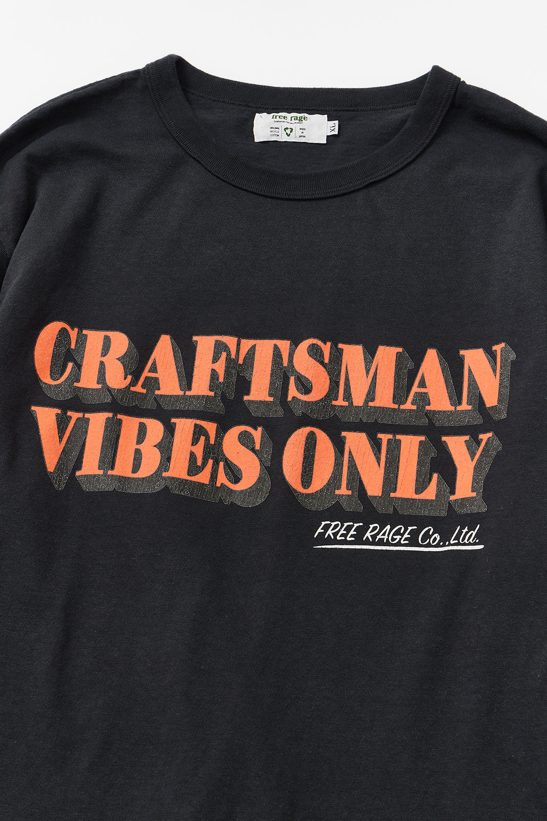 "CRAFTSMAN VIBES ONLY" リサイクルコットン長袖Tee
