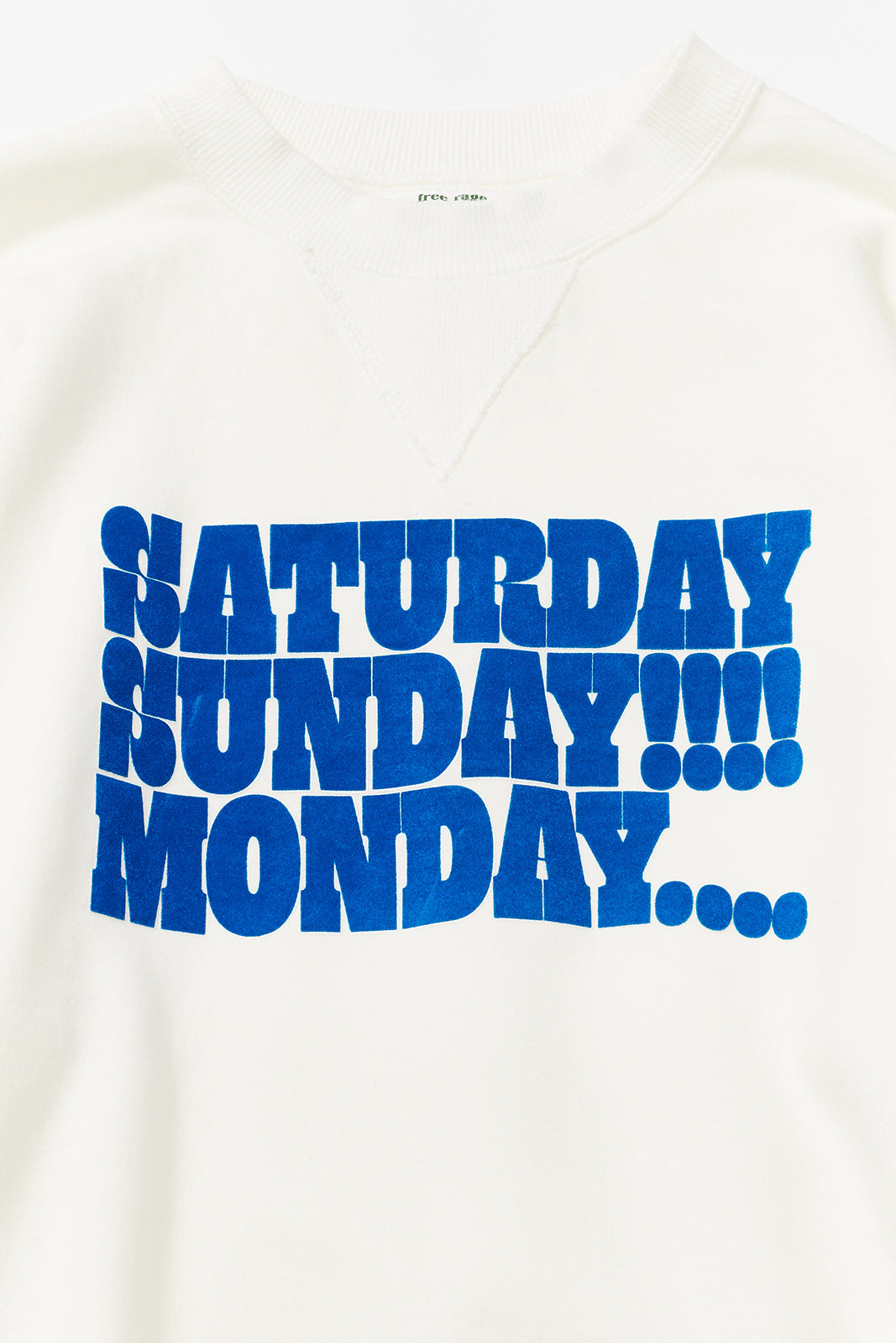 "WEEKEND" クラシッククルースウェット