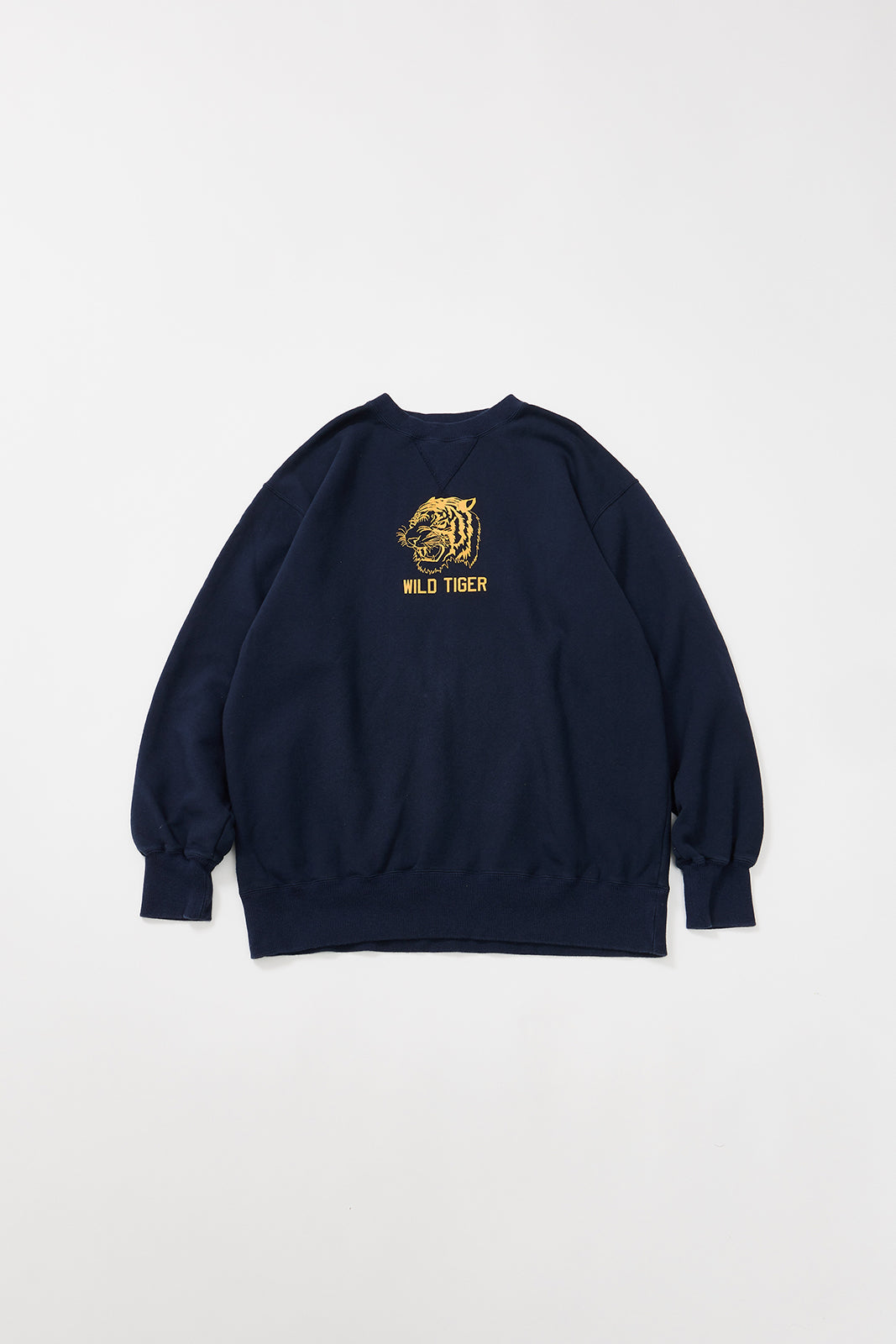 "WILD TIGER" クラシッククルースウェット