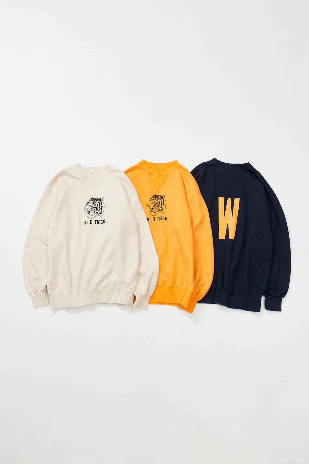 "WILD TIGER" クラシッククルースウェット