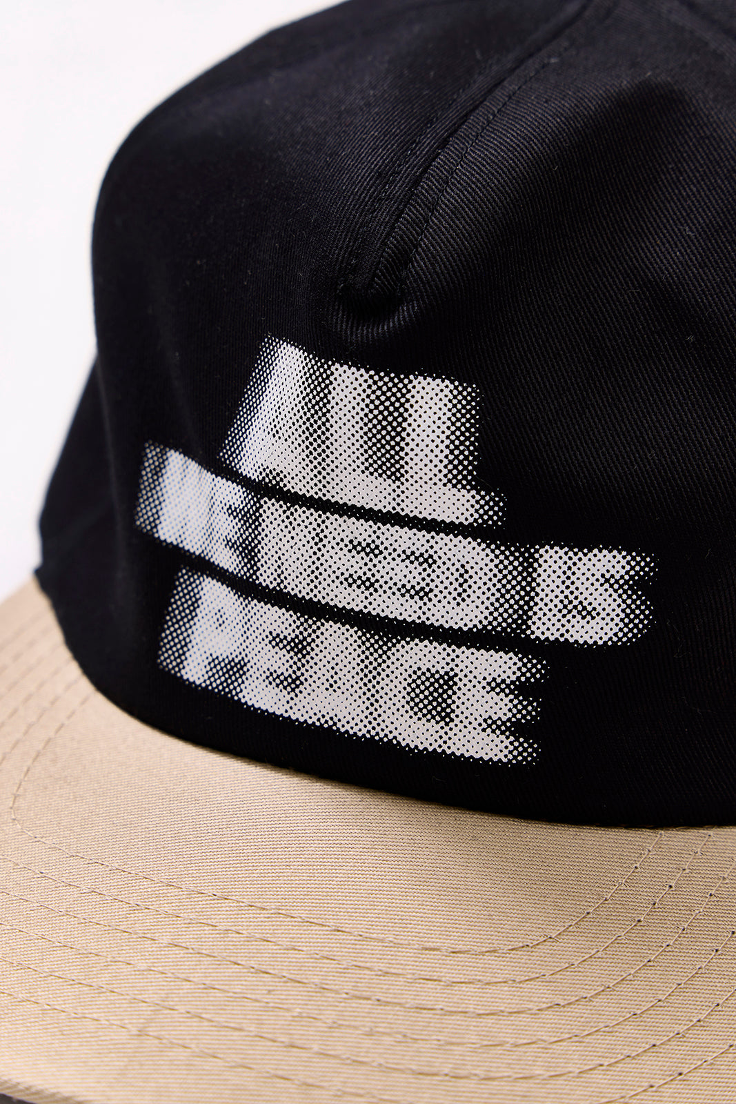 【先行予約商品】"LOGO" トラッカーキャップ/ALL WE NEED IS PEACE