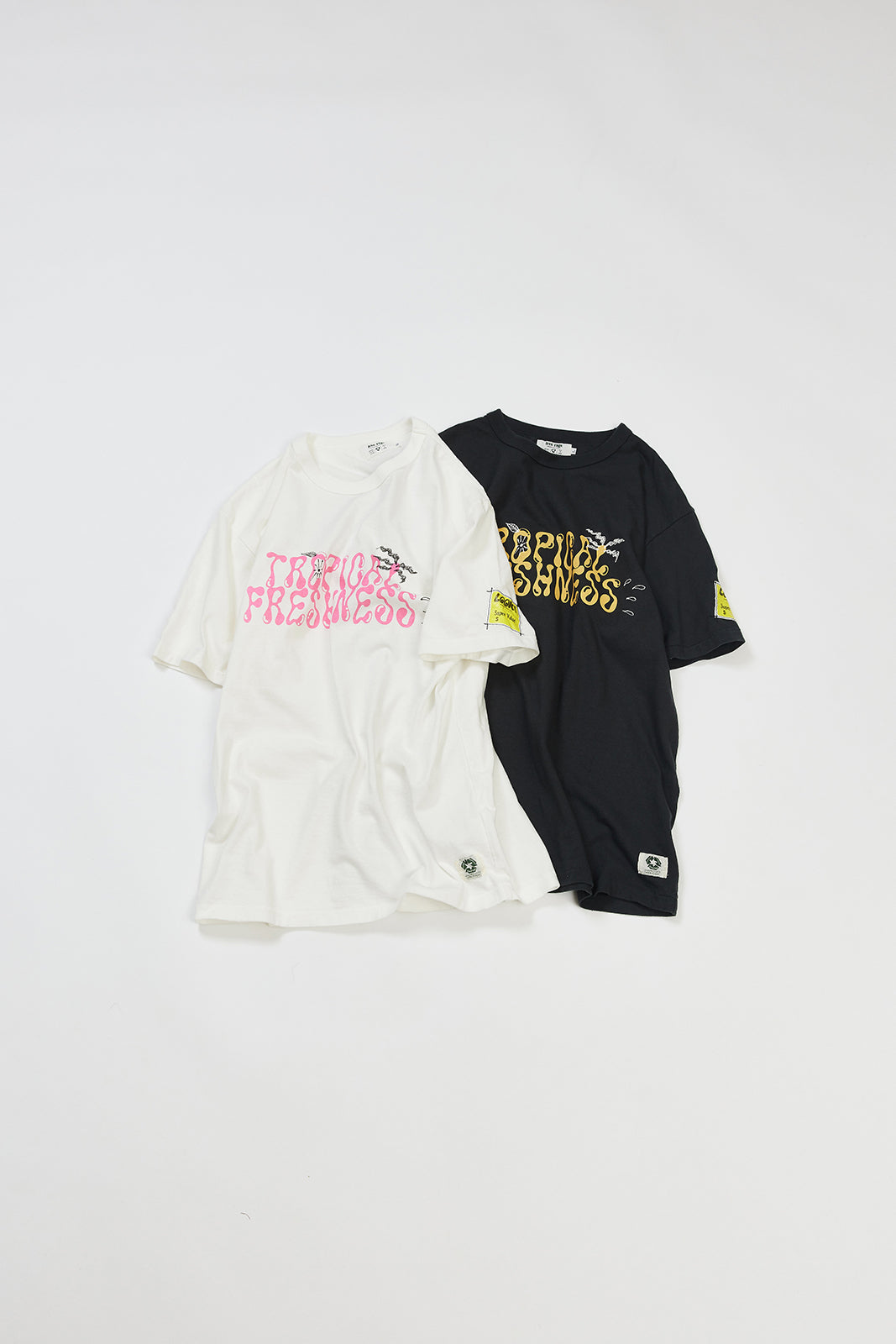 【予約商品】"TROPICAL FRESHNESS " ハンドペイントTee