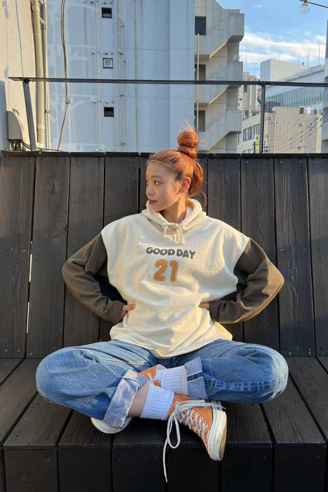 "GOOD DAY" ルーズフィットプルオーバーパーカー