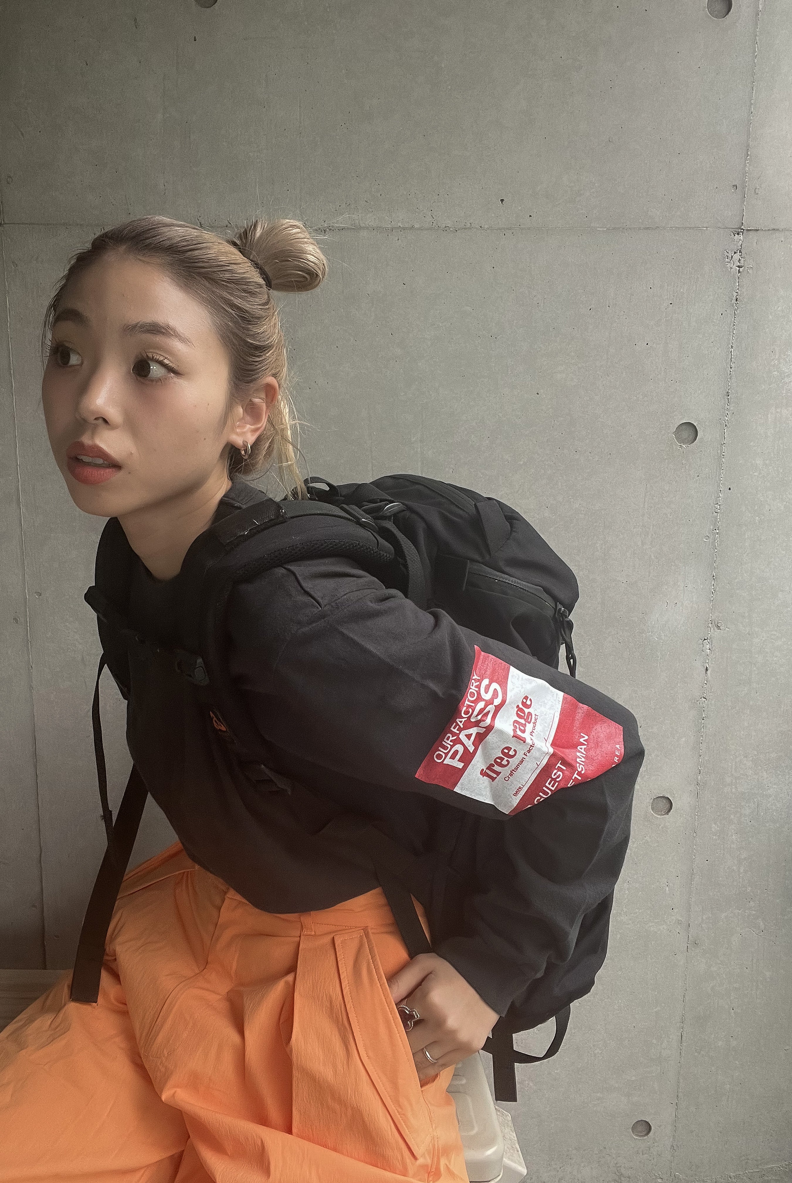 "GUEST PASS" リサイクルコットン長袖Tee