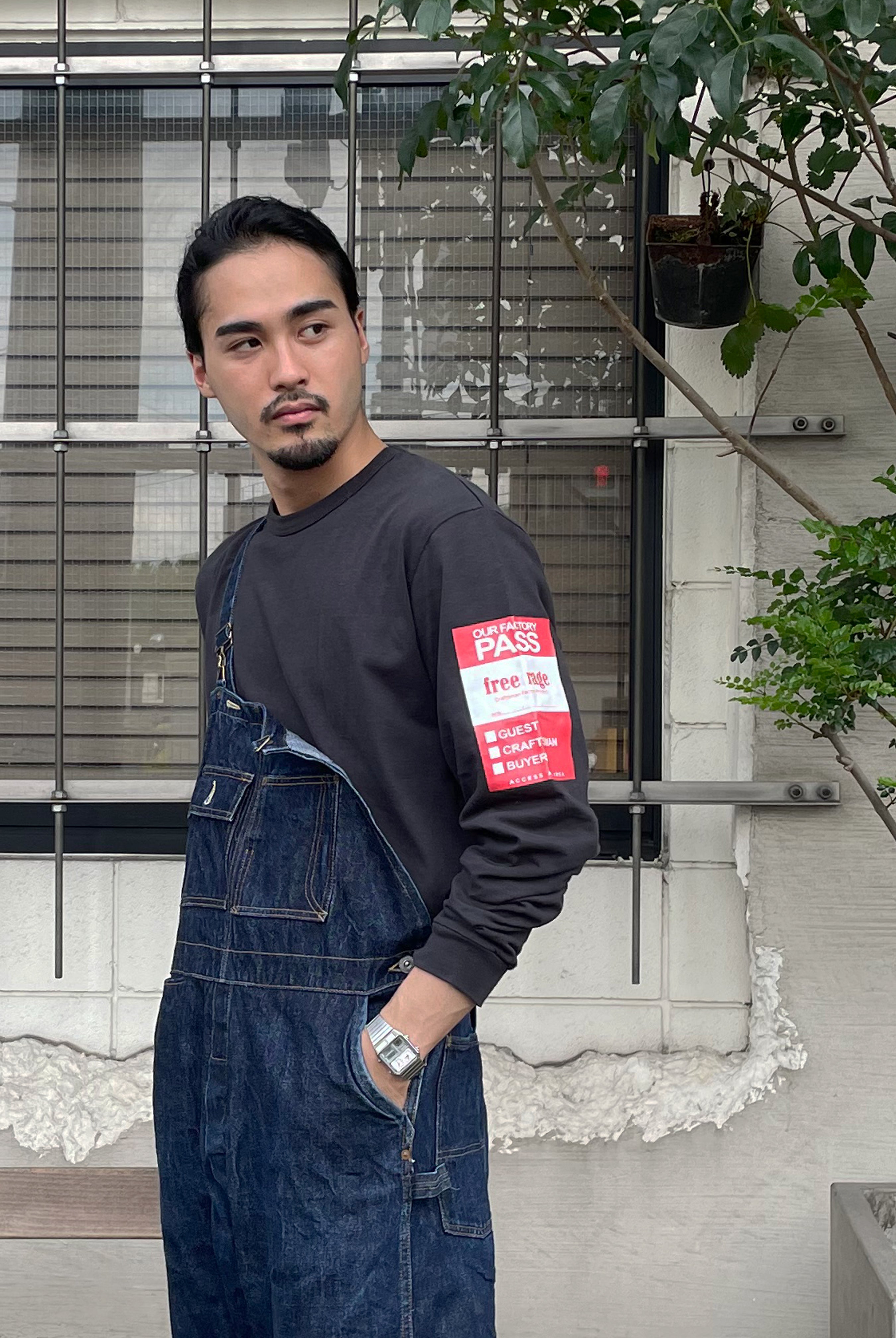 "GUEST PASS" リサイクルコットン長袖Tee