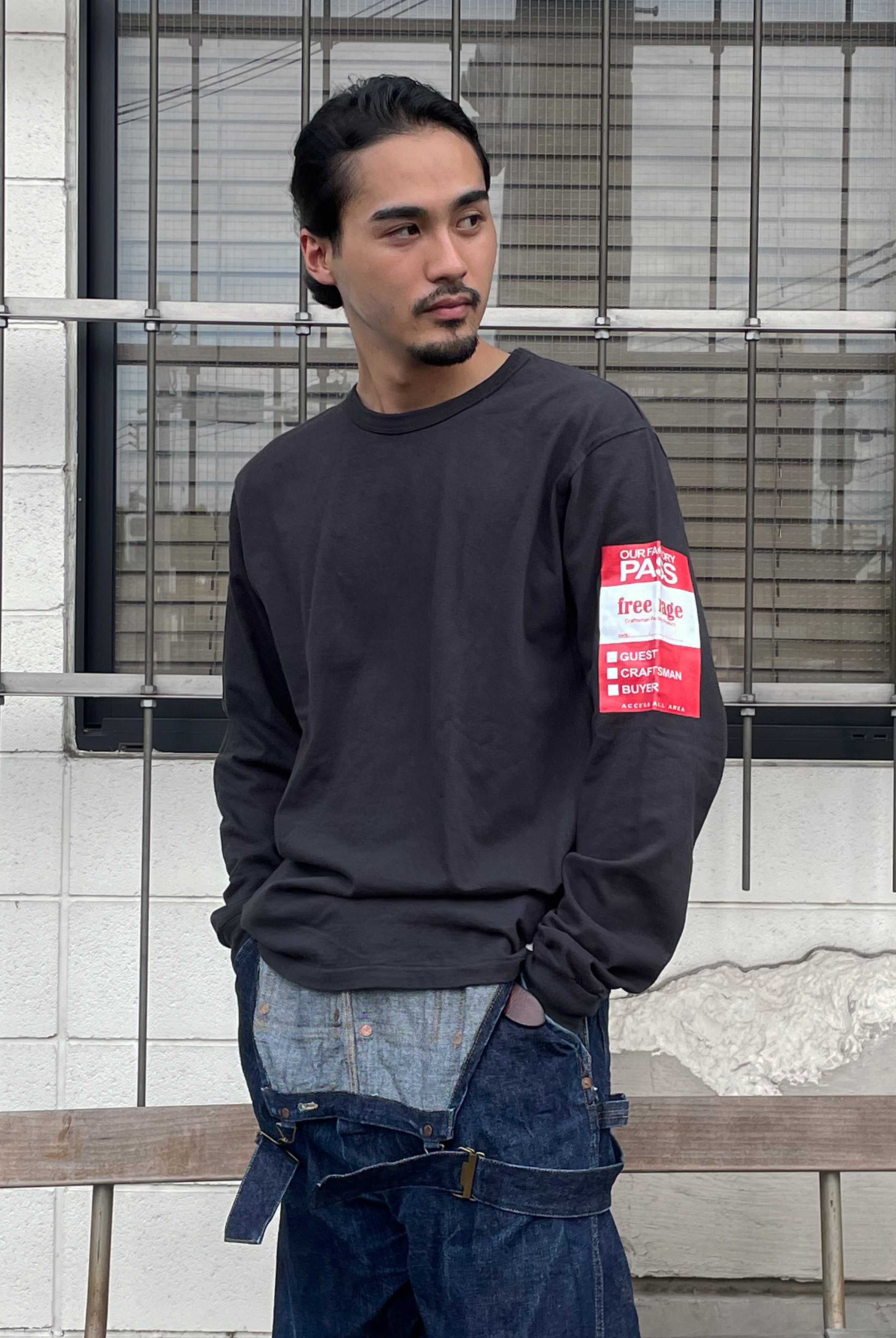 "GUEST PASS" リサイクルコットン長袖Tee