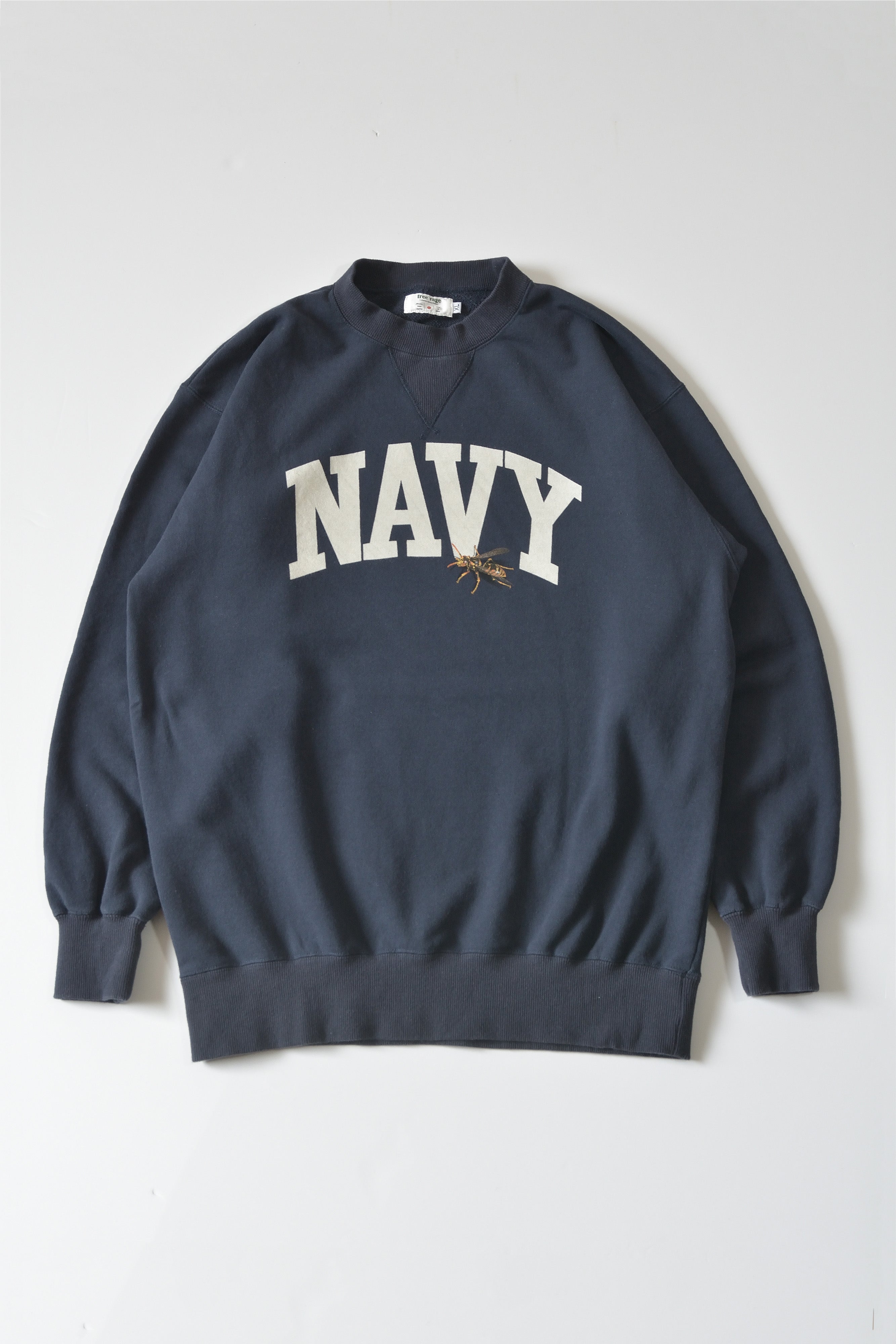 "ハチ" 職人クルースウェット -NAVY Logo ver,-