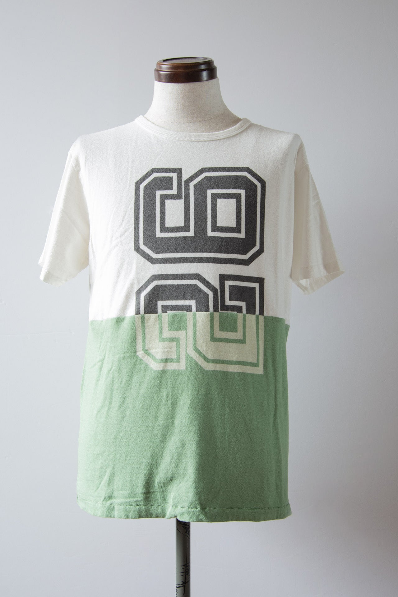 【1点モノ】"B" アップサイクルTee
