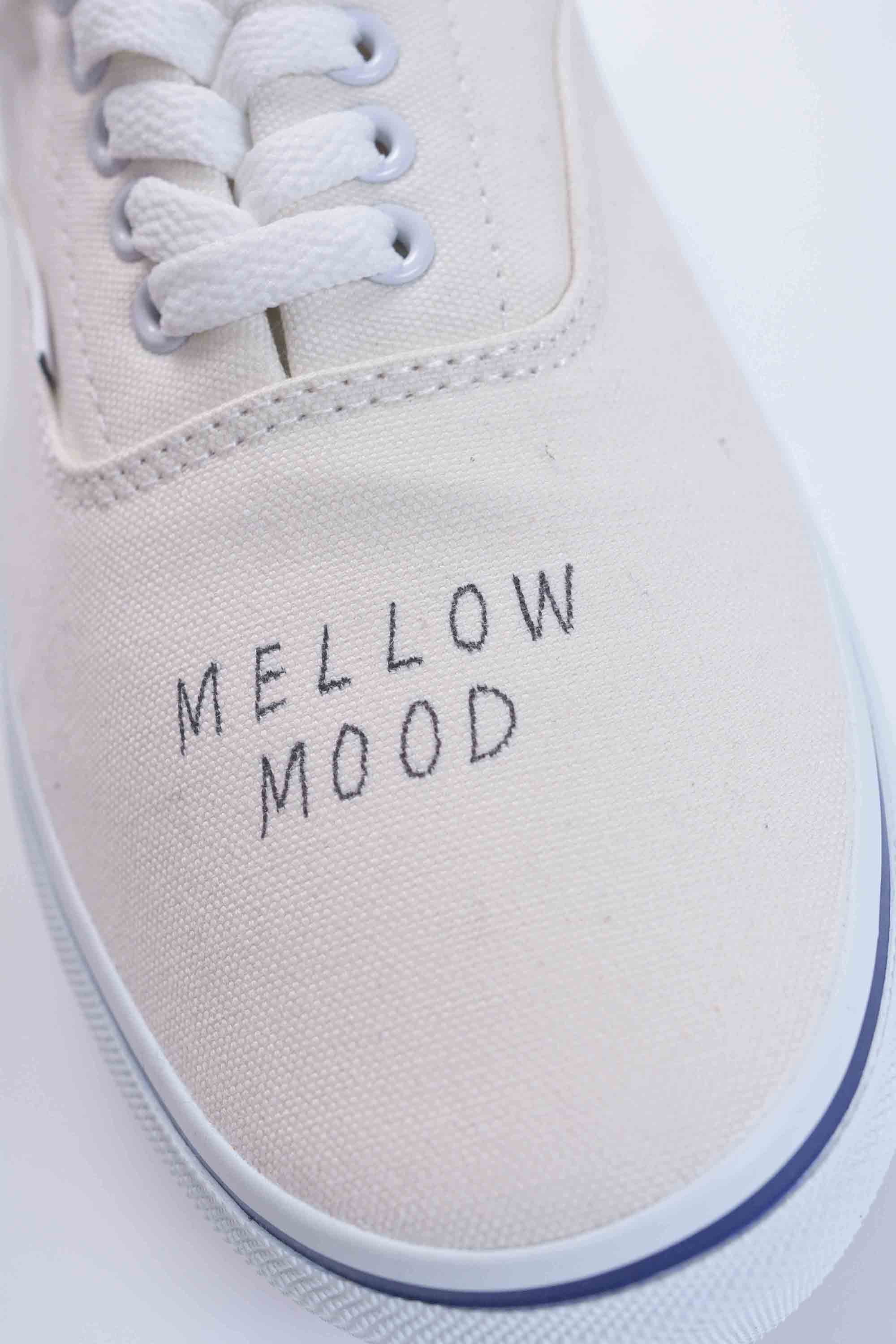 "MELLOW MOOD" ハンドペイントスニーカー