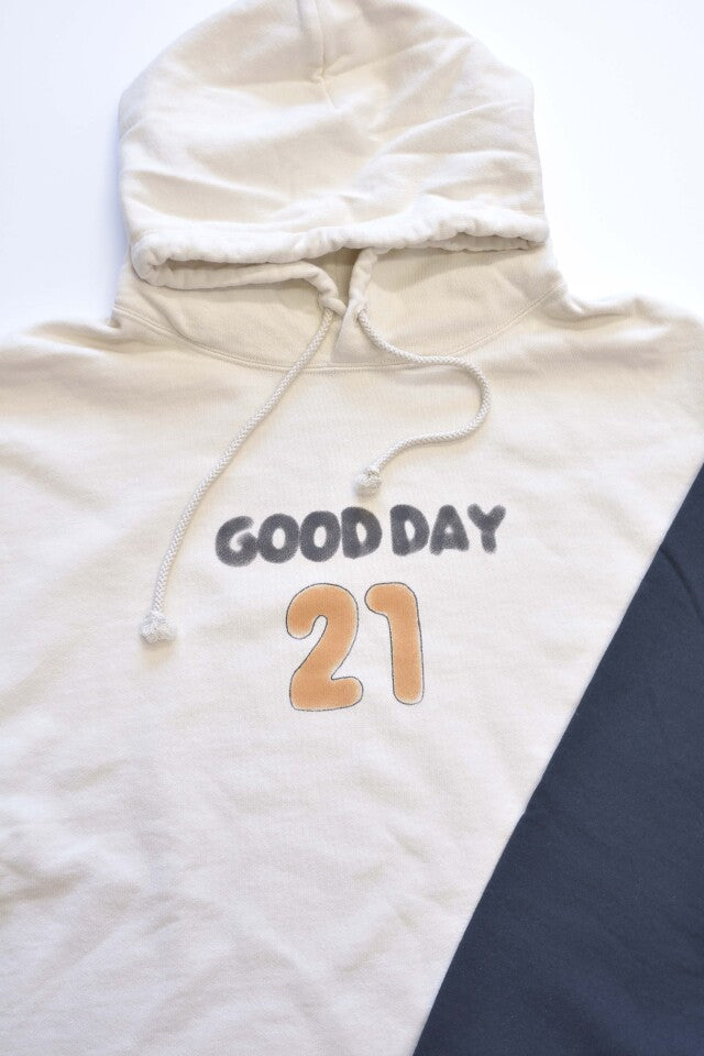 "GOOD DAY" ルーズフィットプルオーバーパーカー
