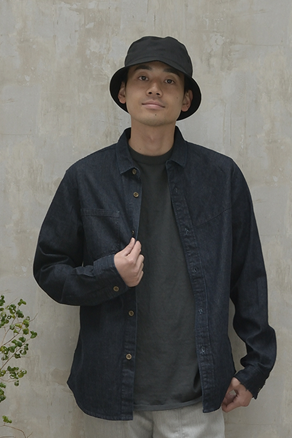 "8oz Denim" ガンパッチシャツ