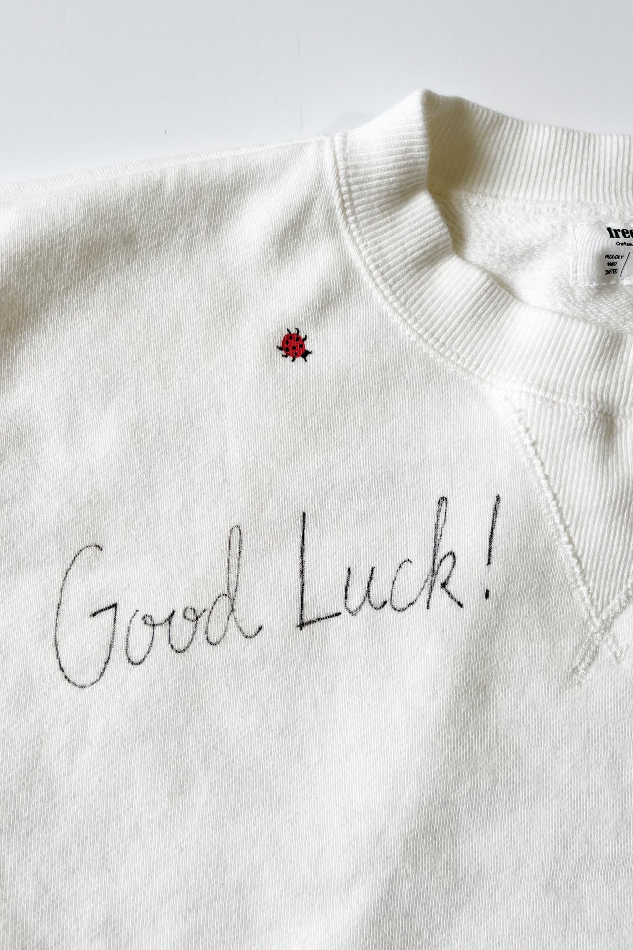 "Good Luck Message" クラシッククルースウェット