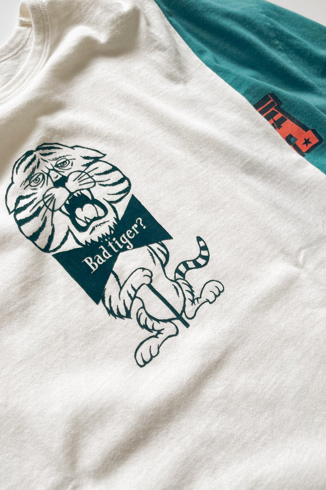 【1点モノ】"O" アップサイクルTee