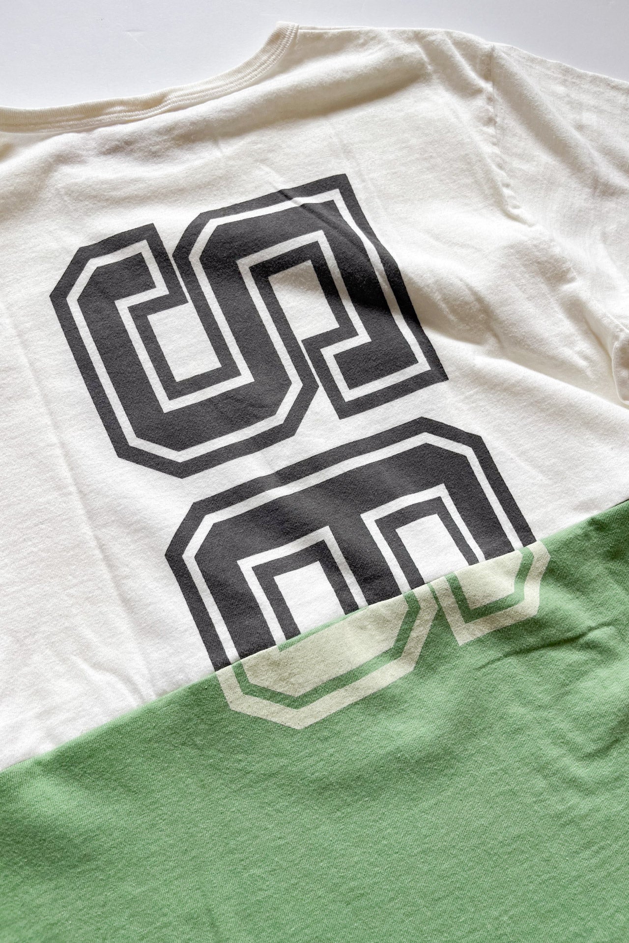 【1点モノ】"B" アップサイクルTee