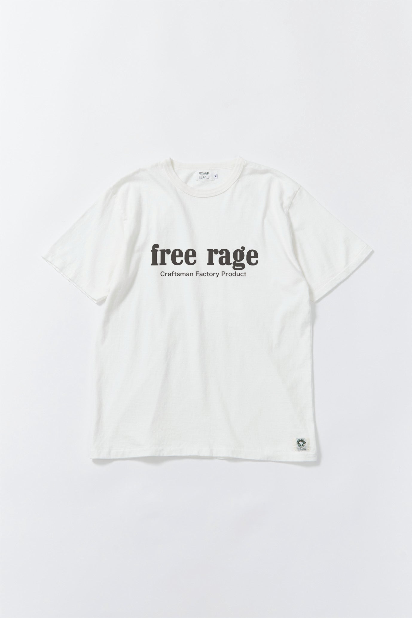 "LAKE IT EASY" リサイクルコットン半袖Tee (ステッカー付き)