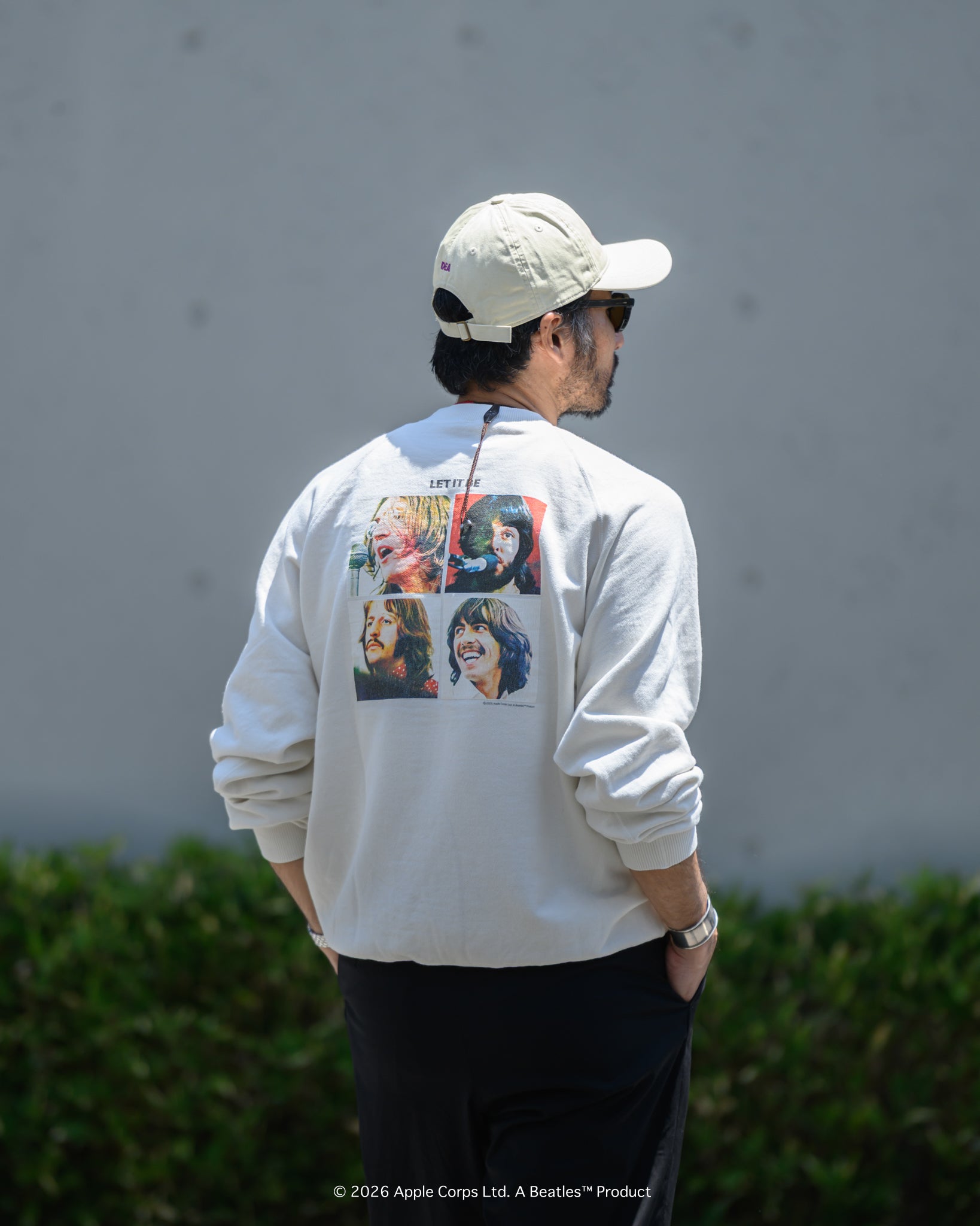 予約商品【THE BEATLES×free rage】Last Release Raglan Crew Sweat