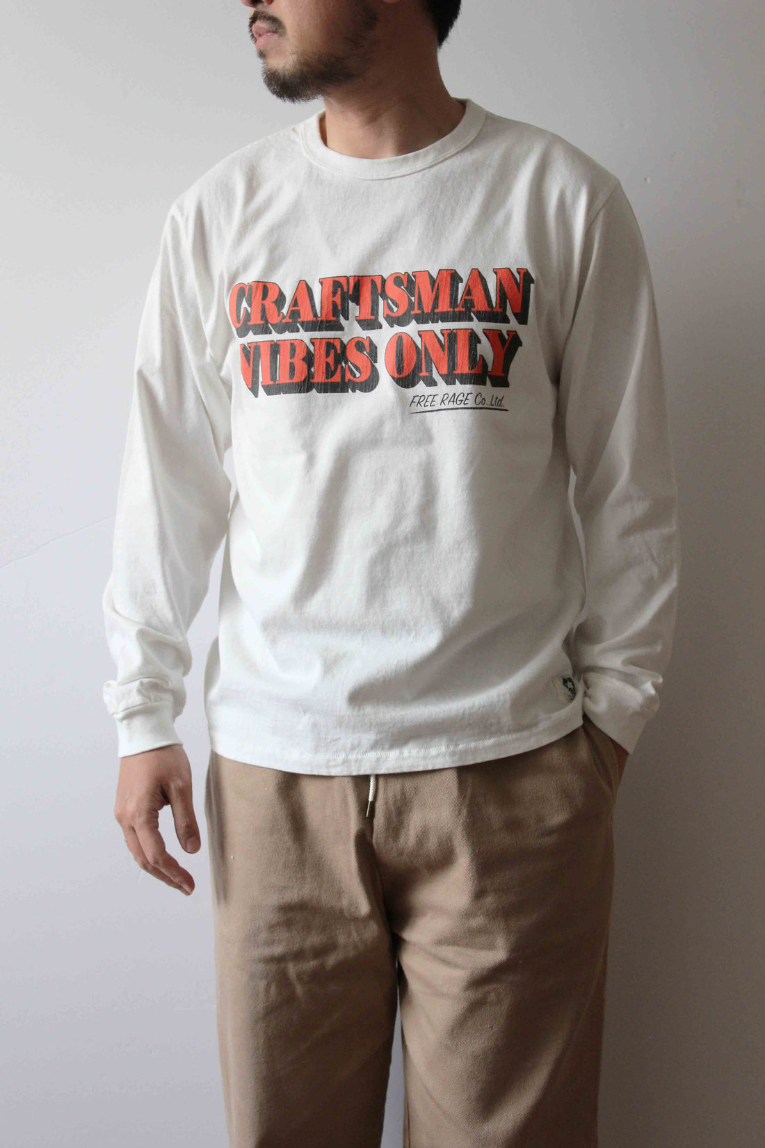 &quot;CRAFTSMAN VIBES ONLY&quot; リサイクルコットン長袖Tee