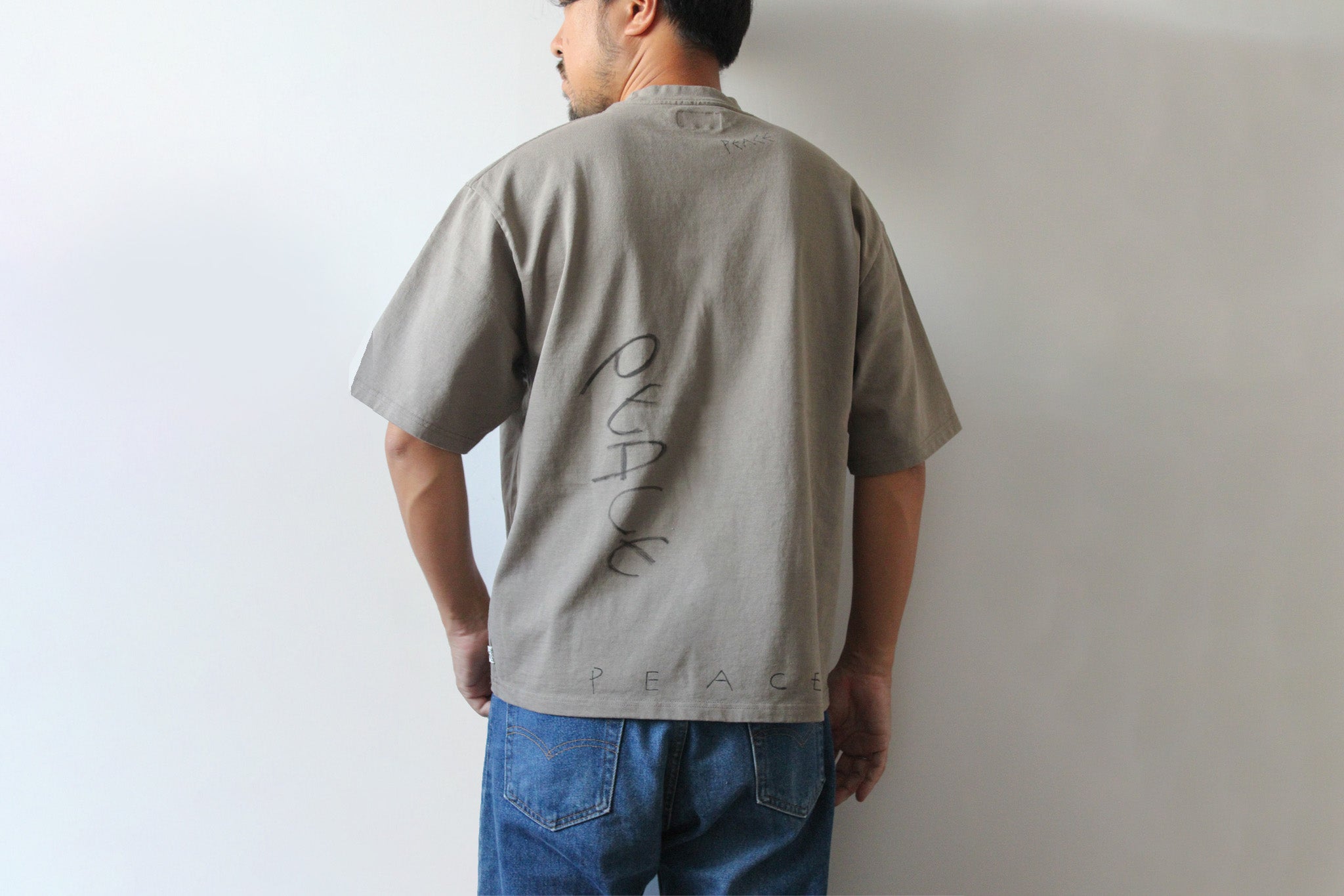 "Drawing Paint" ラフ&amp;タフ半袖Tシャツ／ALL WE NEED IS PEACE