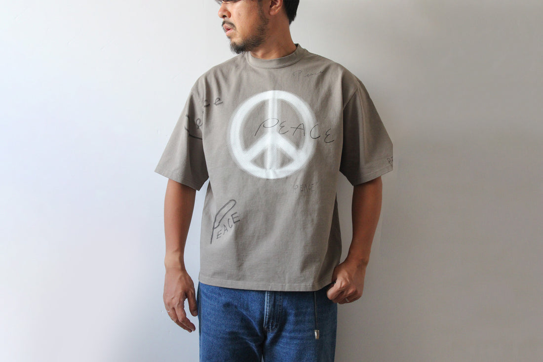 【先行予約商品】"Drawing Paint" ラフ&amp;タフ半袖Tシャツ／ALL WE NEED IS PEACE