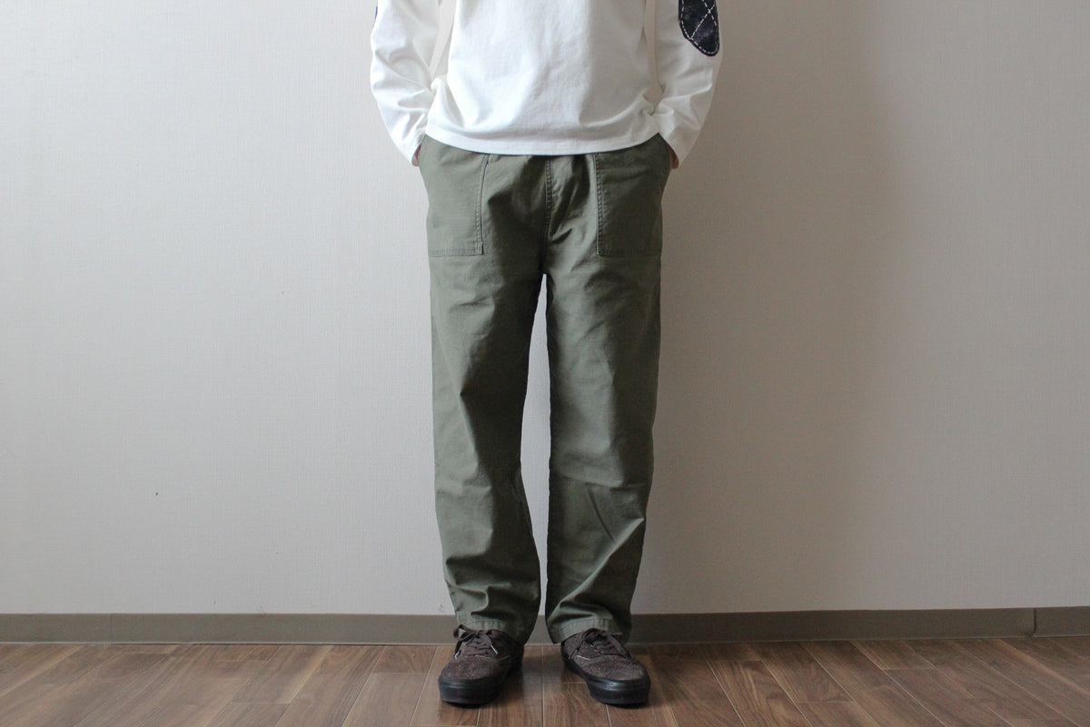 "BACK SATEEN" ユーティリティーイージーパンツ