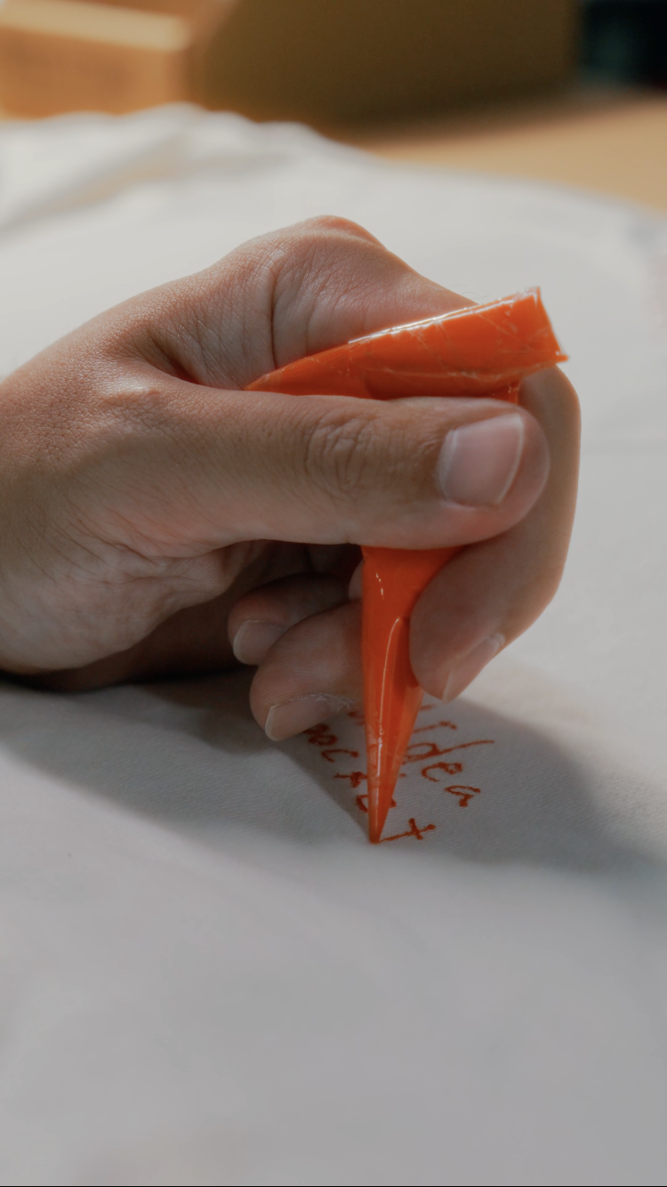 クラシッククルースウェット -Hand Paint-／CRAFTSMAN VIBES ONLY