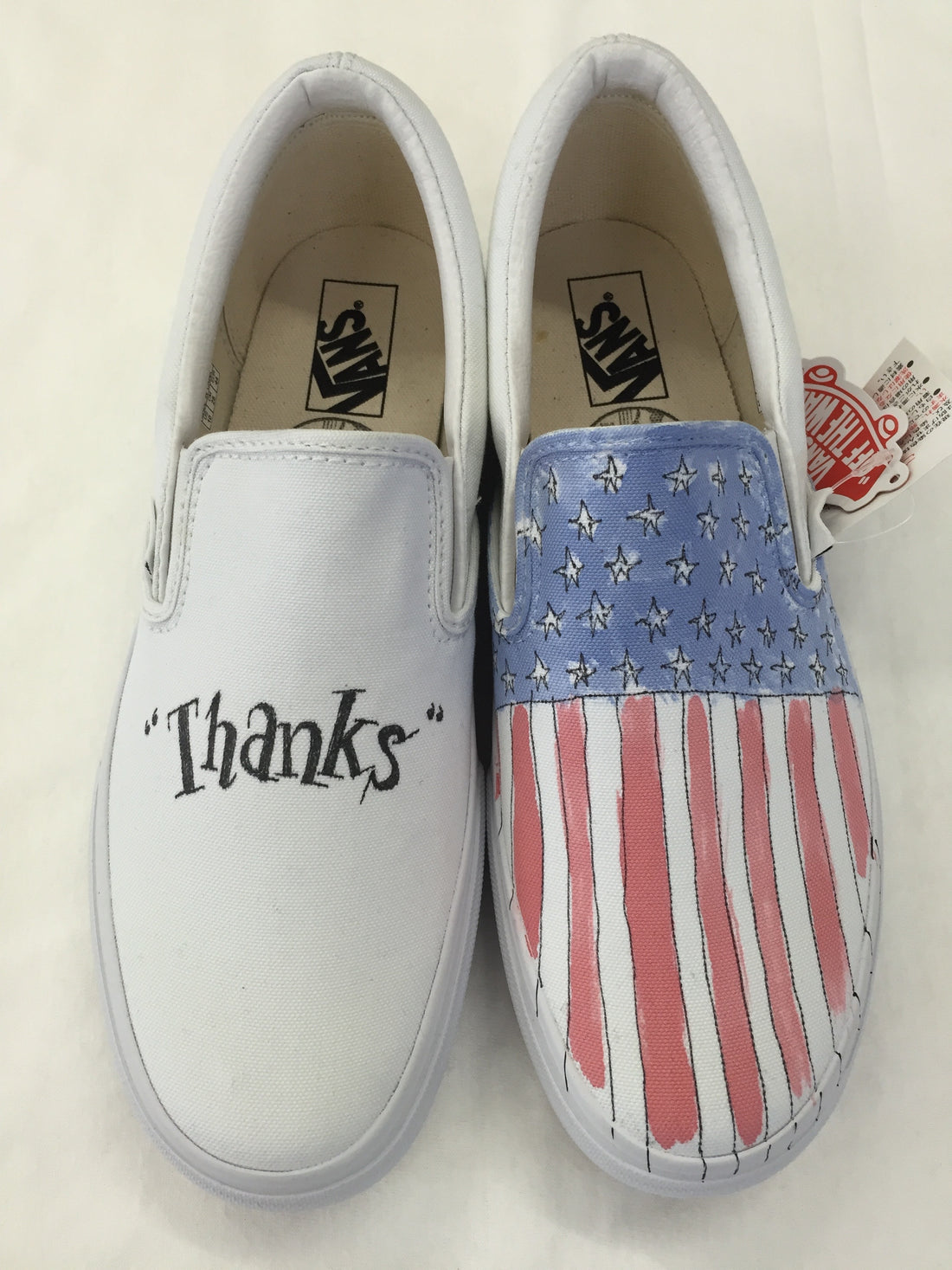 【サンプル】"THANKS" ハンドペイントスニーカー