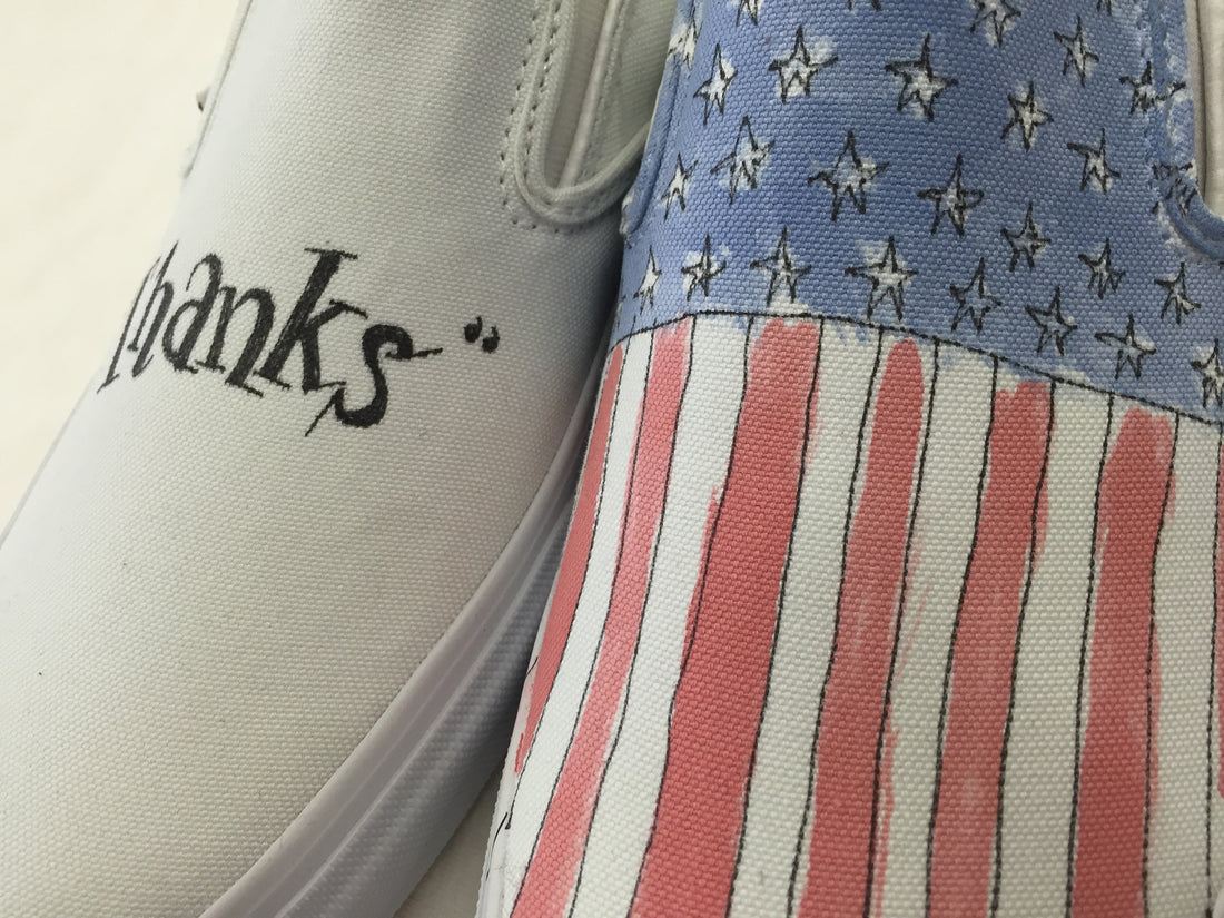 【サンプル】"THANKS" ハンドペイントスニーカー