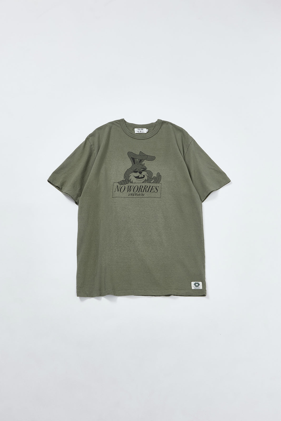 "NO WORRIES" リサイクルコットンTee